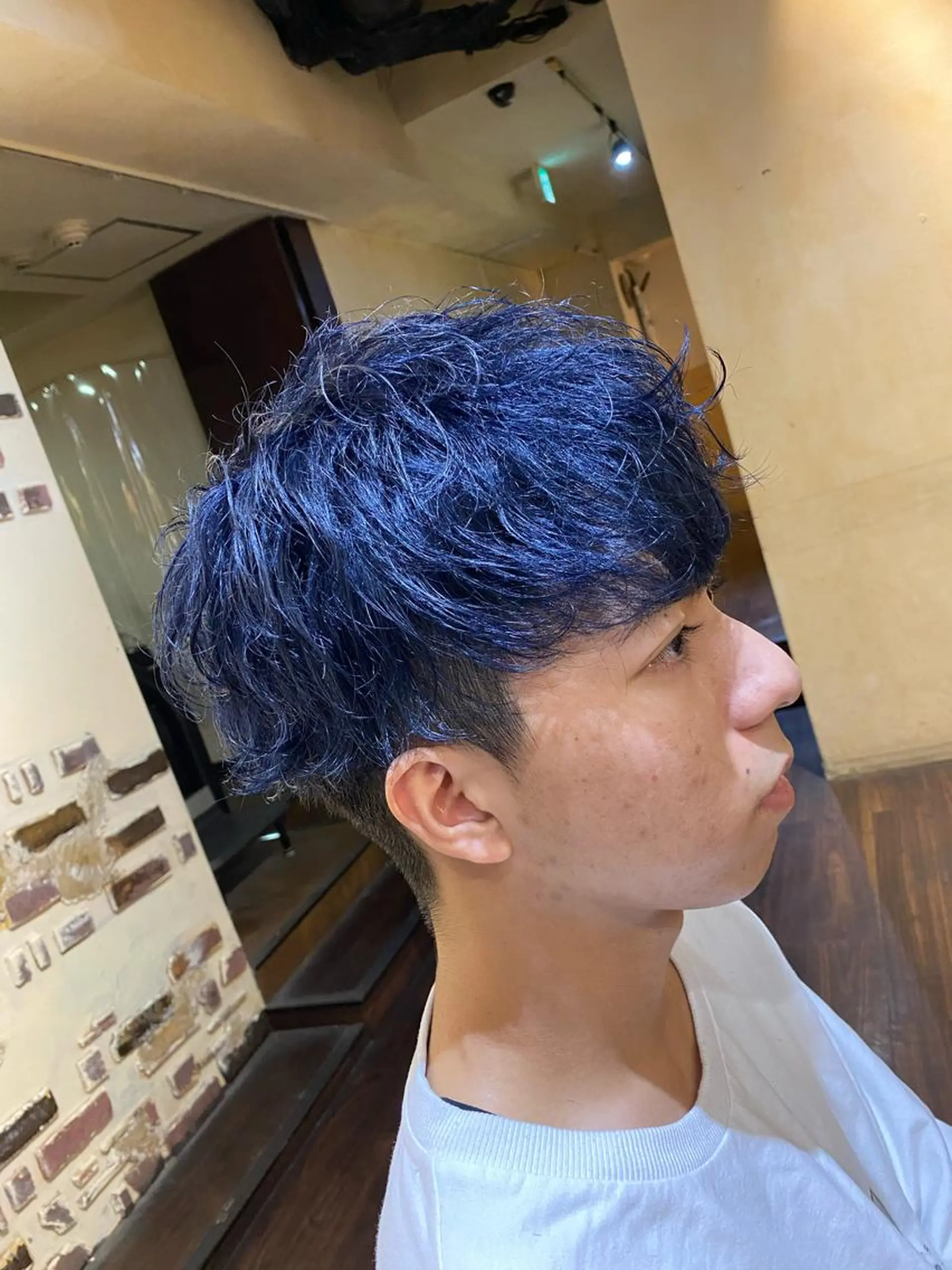 カラー メンズ マッシュ 黒髪 ブルーカラー ブルーブラック 大阪メンズヘアのプロ 高橋 直希のヘアスタイル