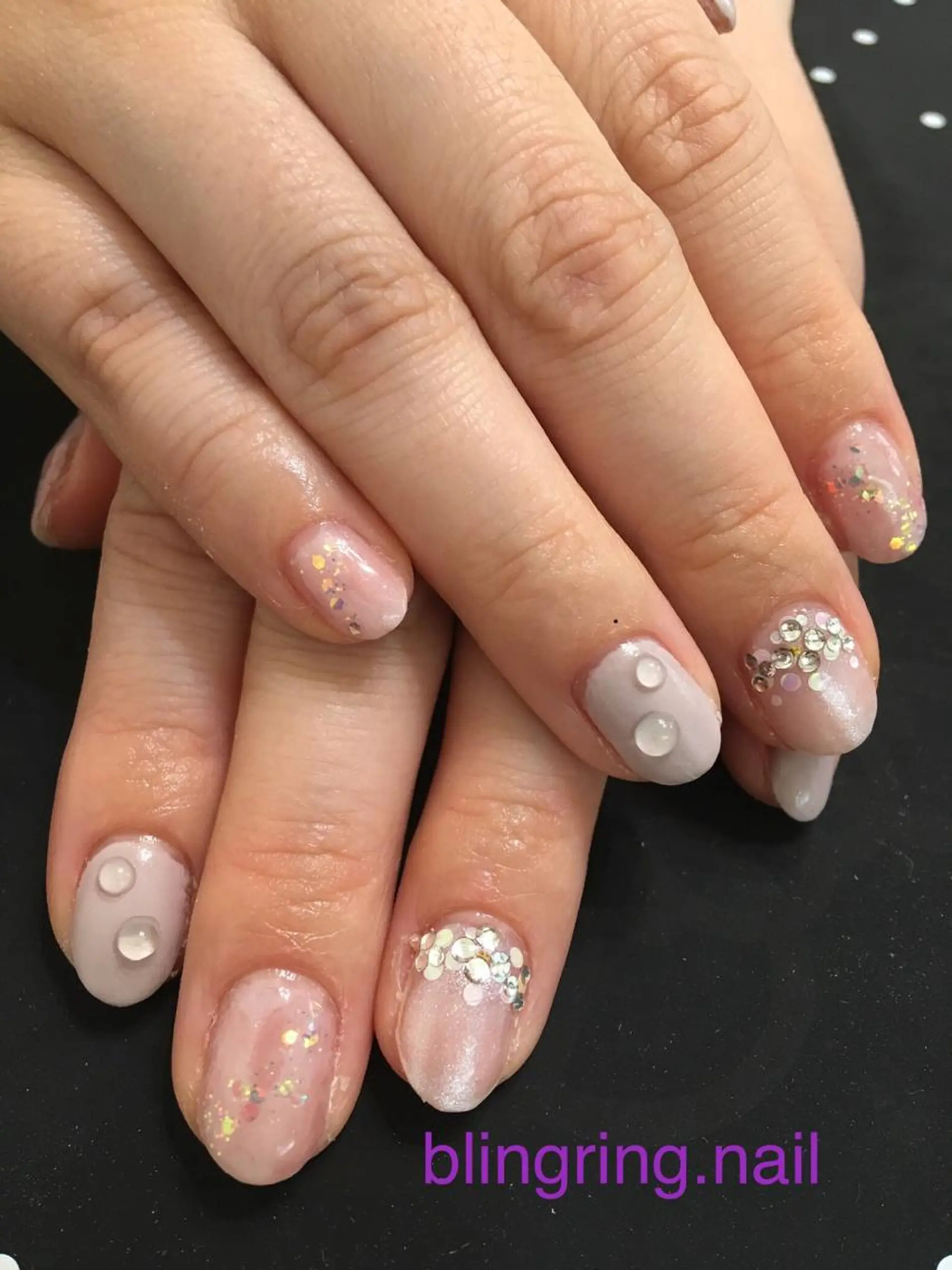 ネイル アートネイル ストーンネイル ハンドネイル 🌈KANÅKO 🌈のネイルデザイン