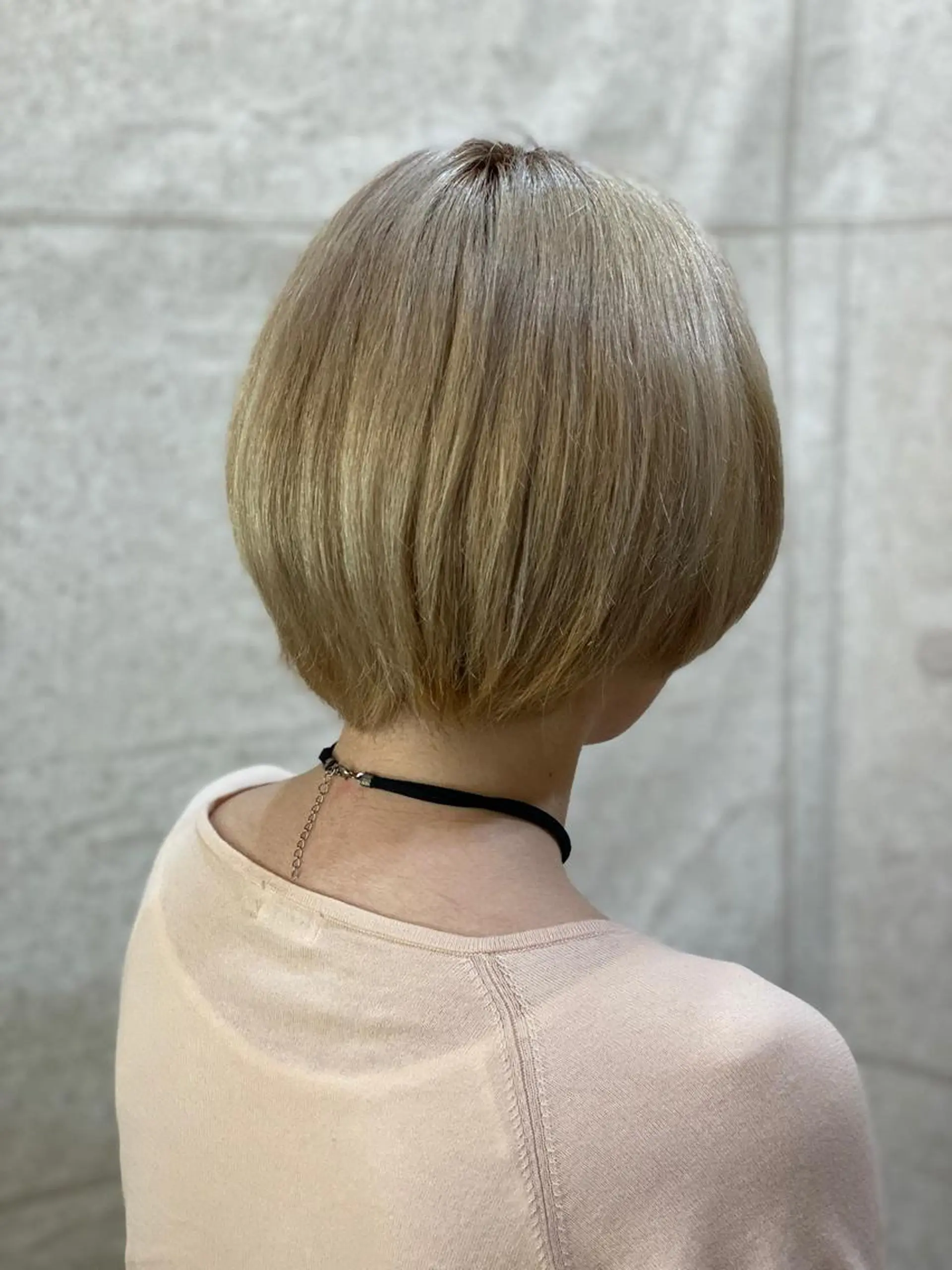 ショート カット ヘアカラー 長濱 俊のヘアスタイル