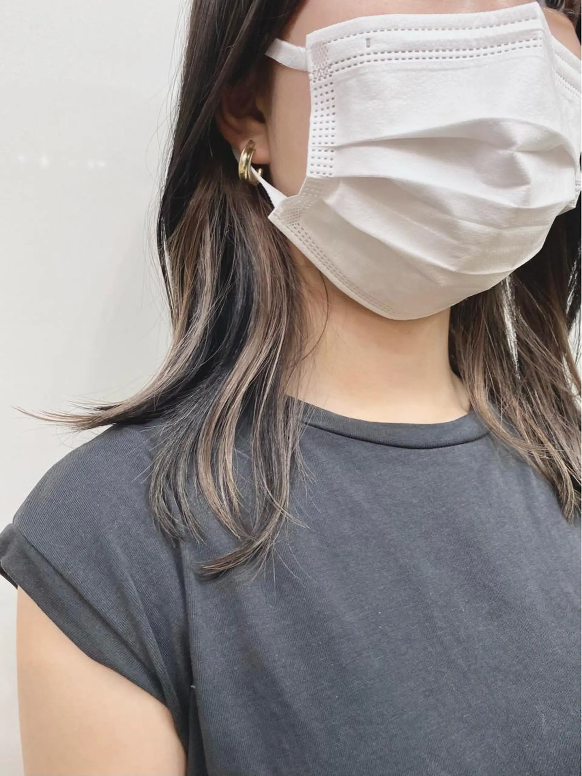 ミディアム カラー 桑原 菜摘のヘアスタイル