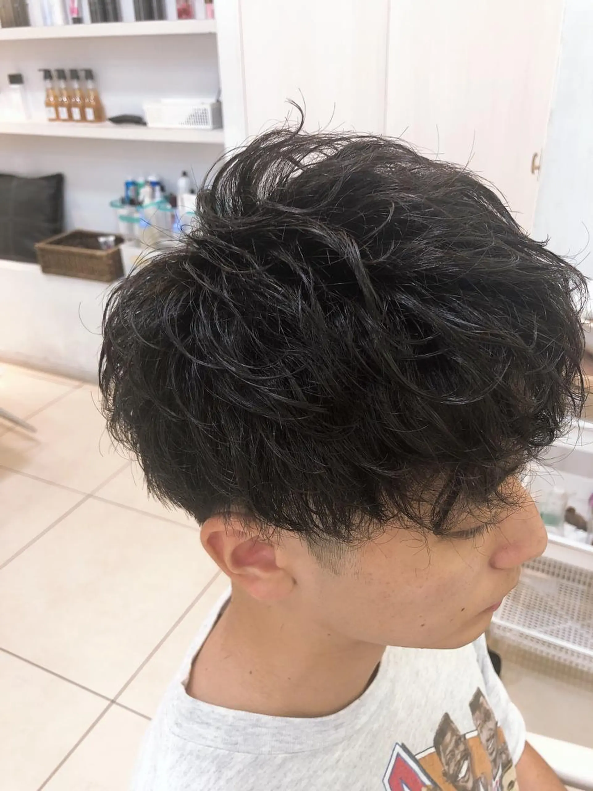 ショート パーマ メンズ 髪質改善× 白髪ぼかし溝江のヘアスタイル