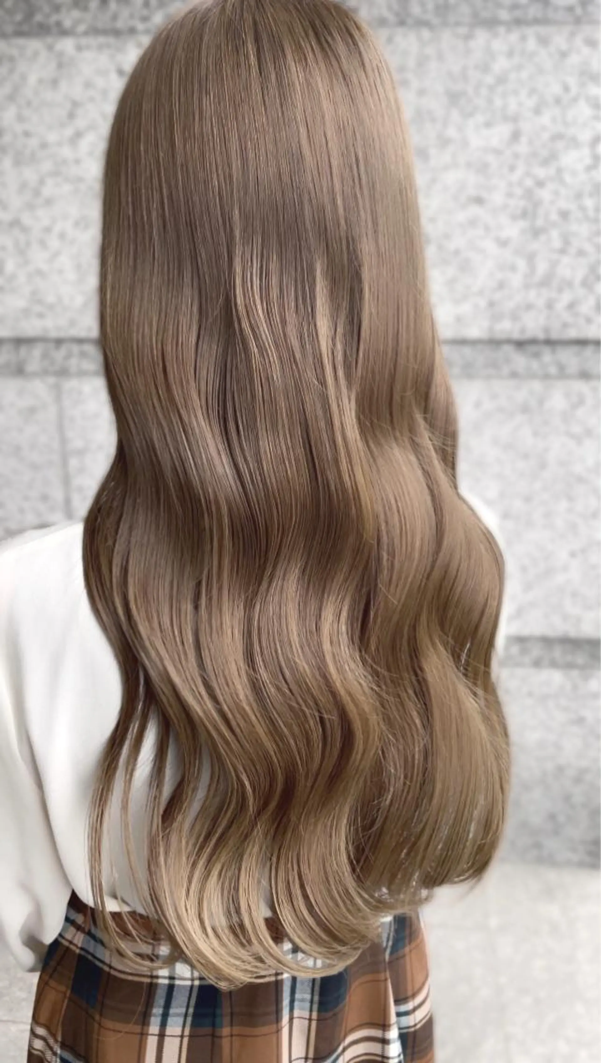 ロング カラー ブリーチ ケアブリーチ イヤリングカラー インナーカラー ヘアカラー トリートメント レイヤーカット/ ブリーチカラー/雅人のヘアスタイル