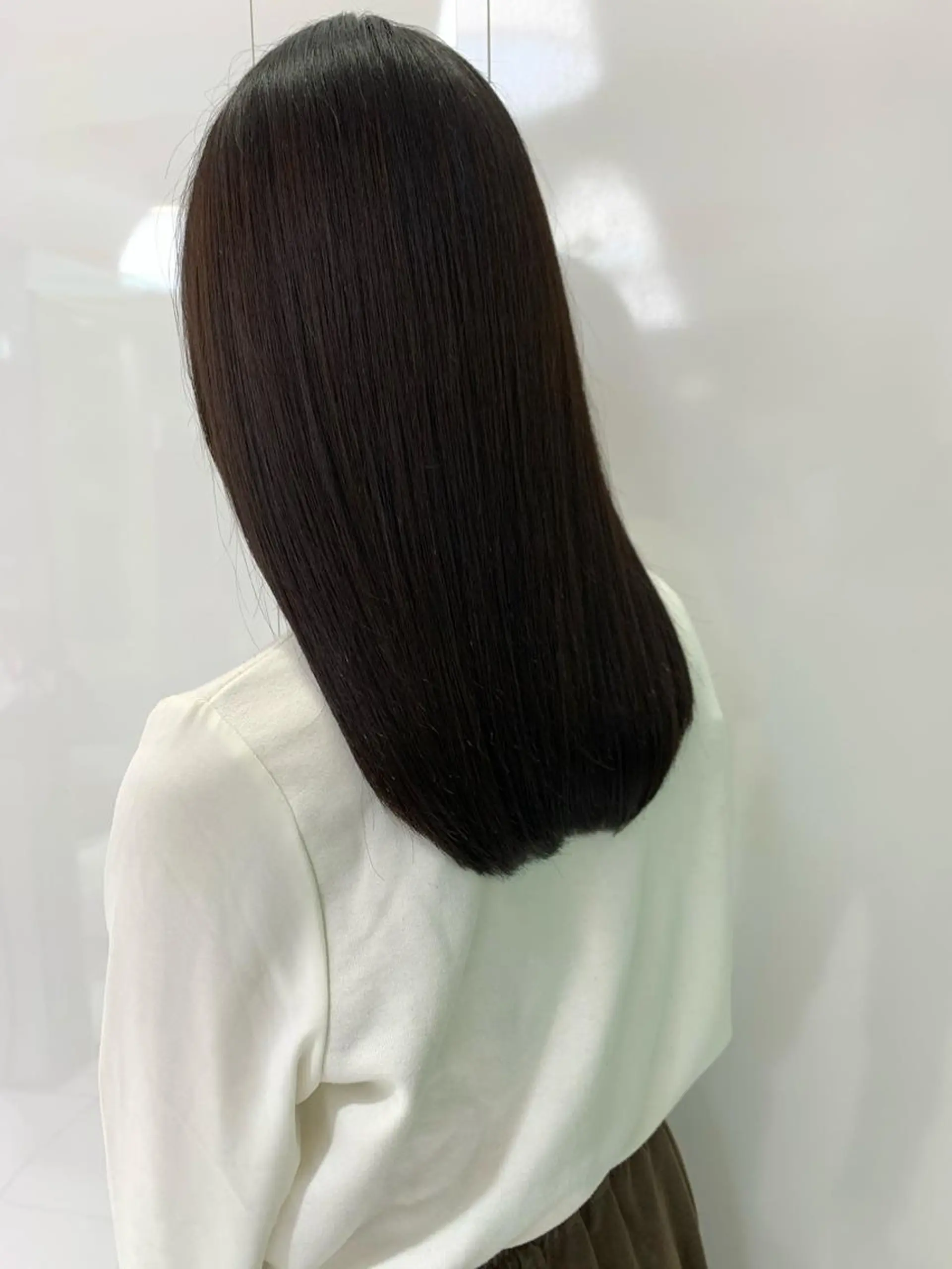 セミロング 髪質改善 トリートメント onishi yoshinaoのヘアスタイル