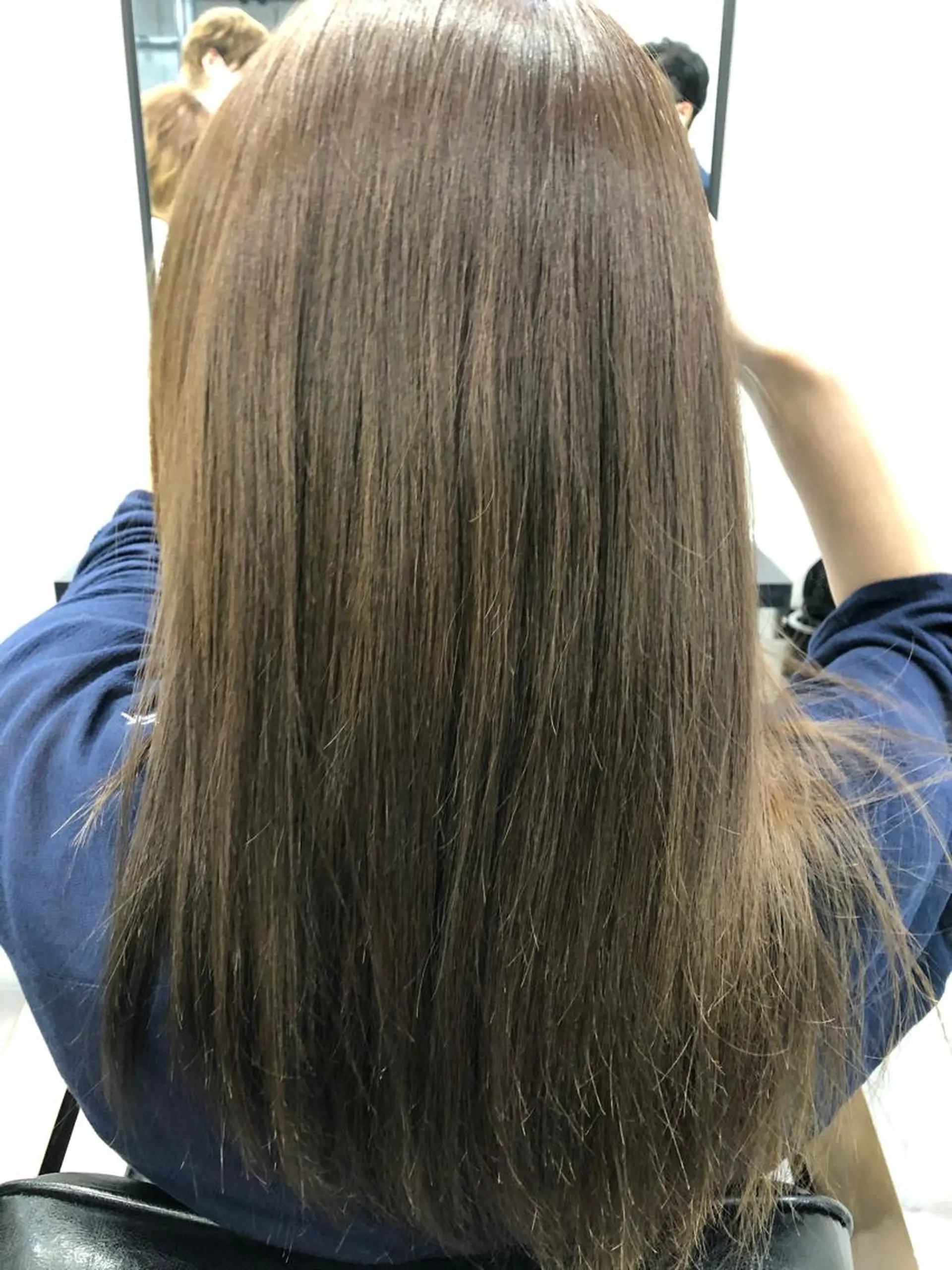 セミロング カラー ベージュカラー オリーブベージュ レイヤー×髪質改善✨ 渋谷/佐藤侑哉のヘアスタイル