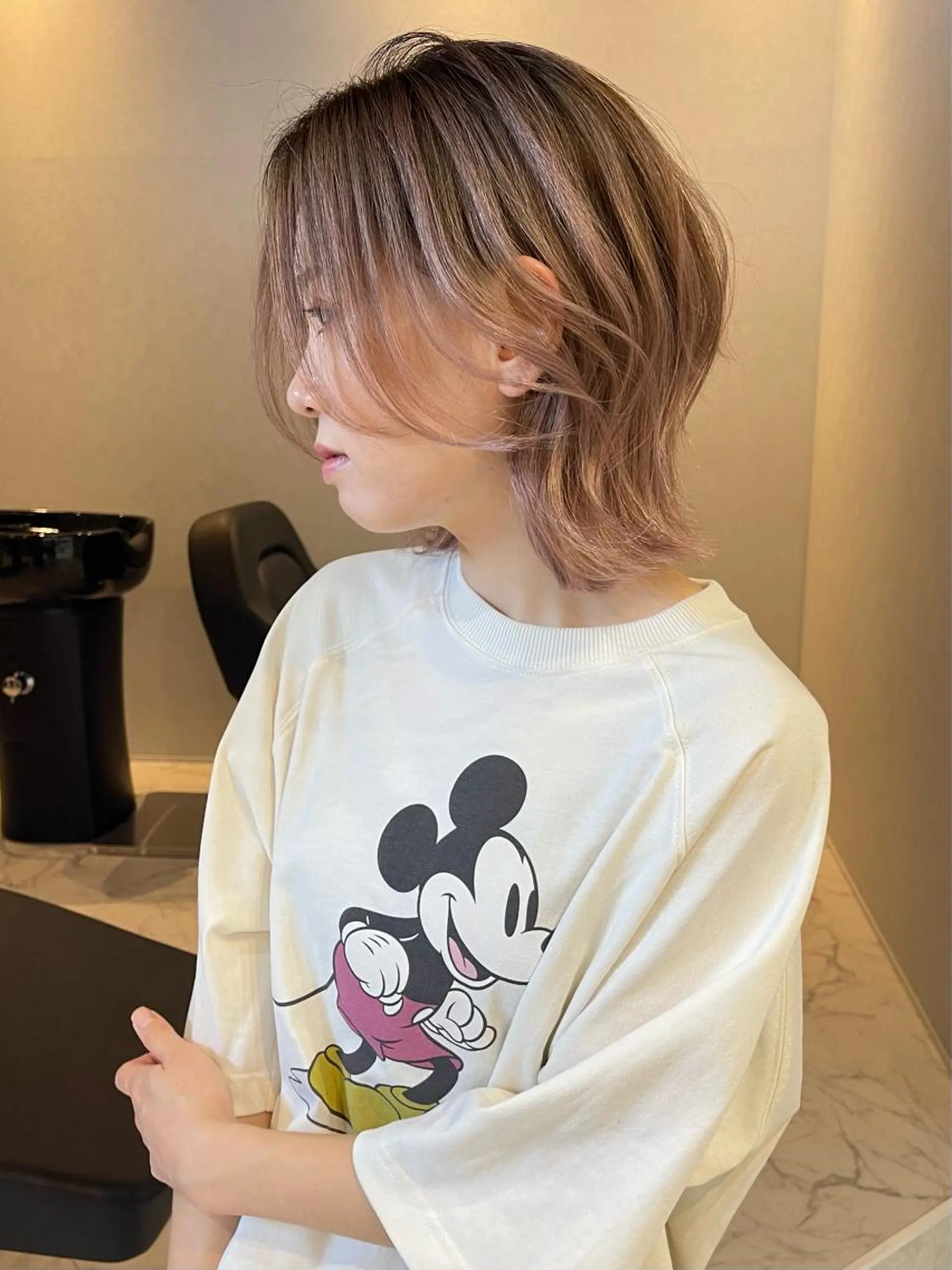 ミディアム カラー ヘアアレンジ バレイヤージュ デザインカラー ハイライトカラー 外国人風カラー ハイライト アンドウ ユウ/ レイヤーカット/韓国のヘアスタイル
