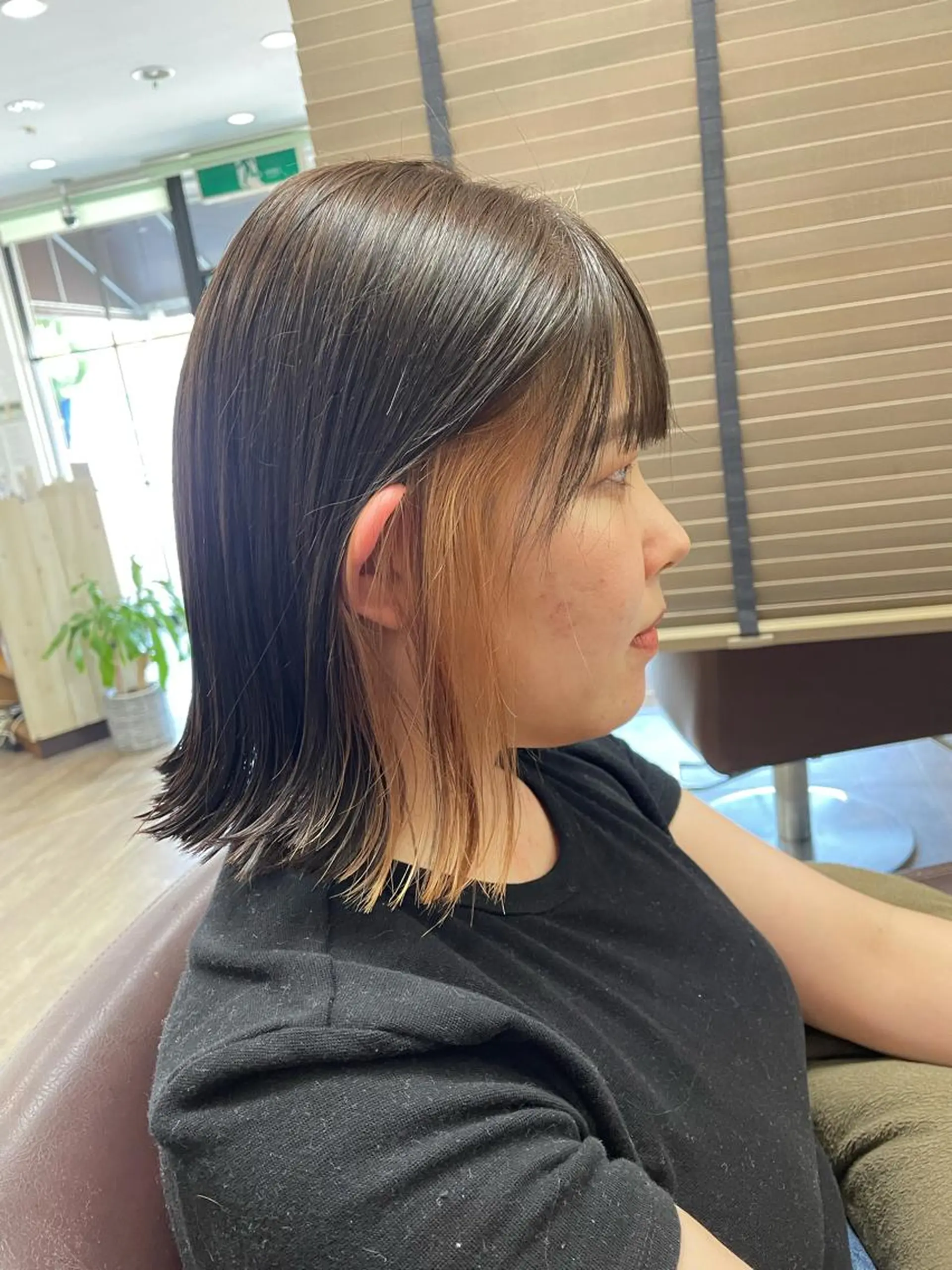 ミディアム 佐々木 浩之のヘアスタイル