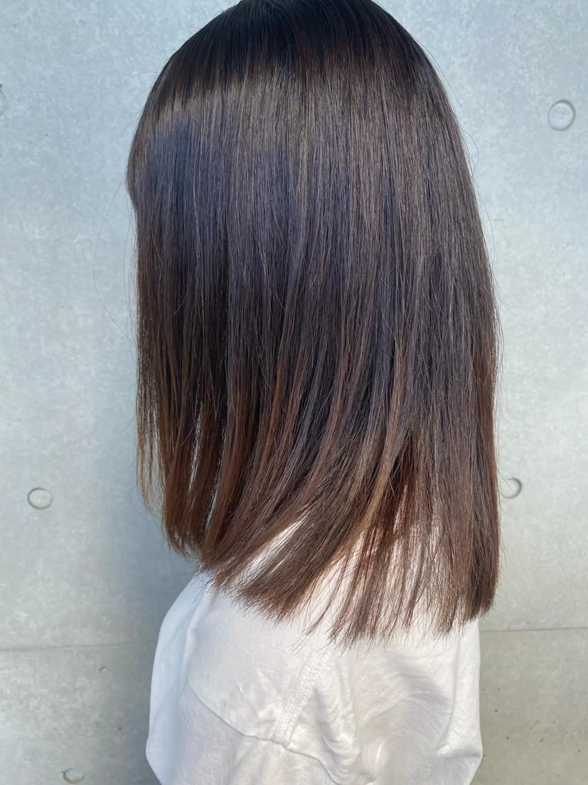 ミディアム 髪質改善 縮毛矯正 トリートメント 髪質改善美容師 廣瀬雄太の眉毛・アイブロウイメージ