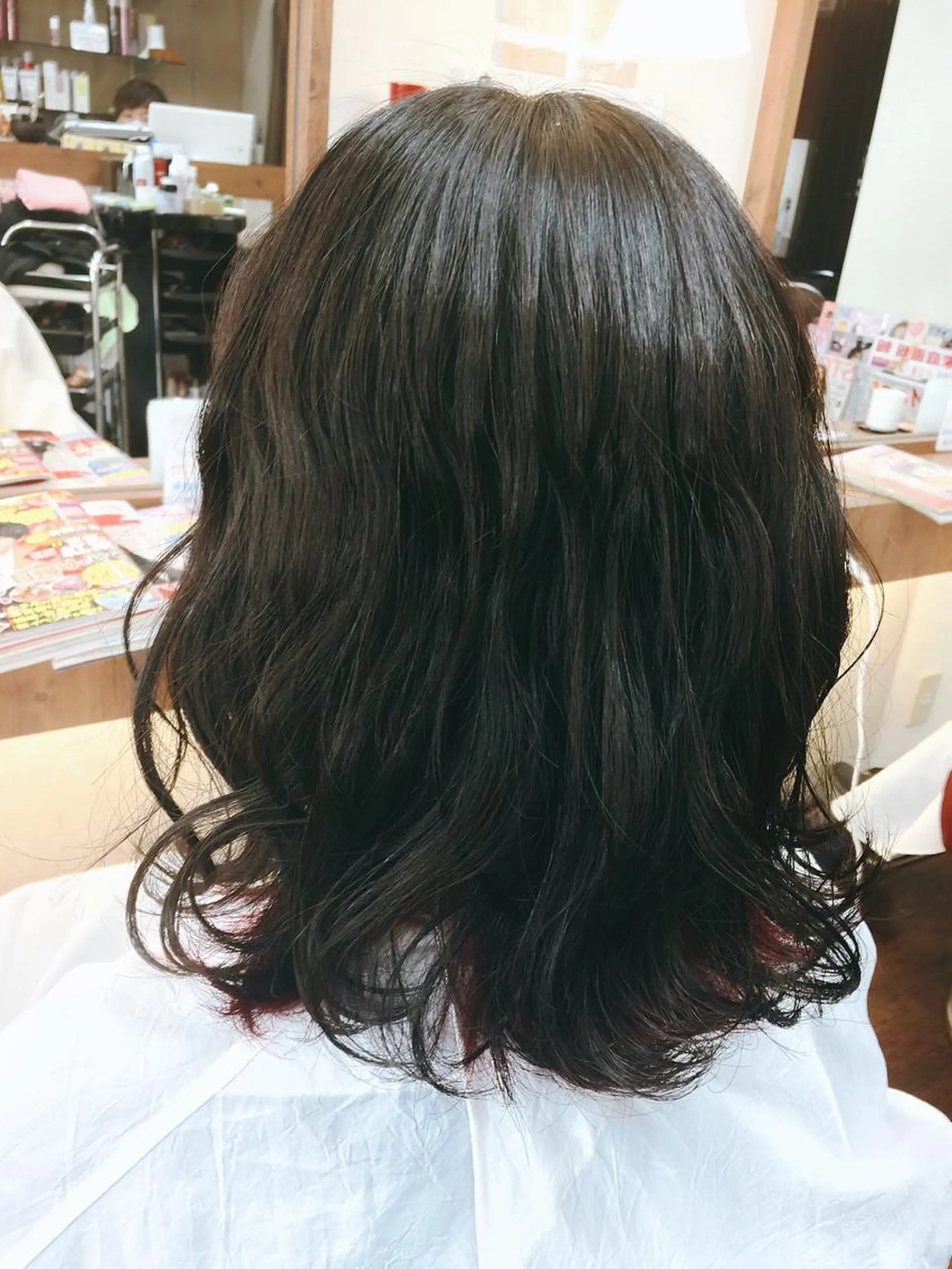 ミディアム 大野 まゆのヘアスタイル
