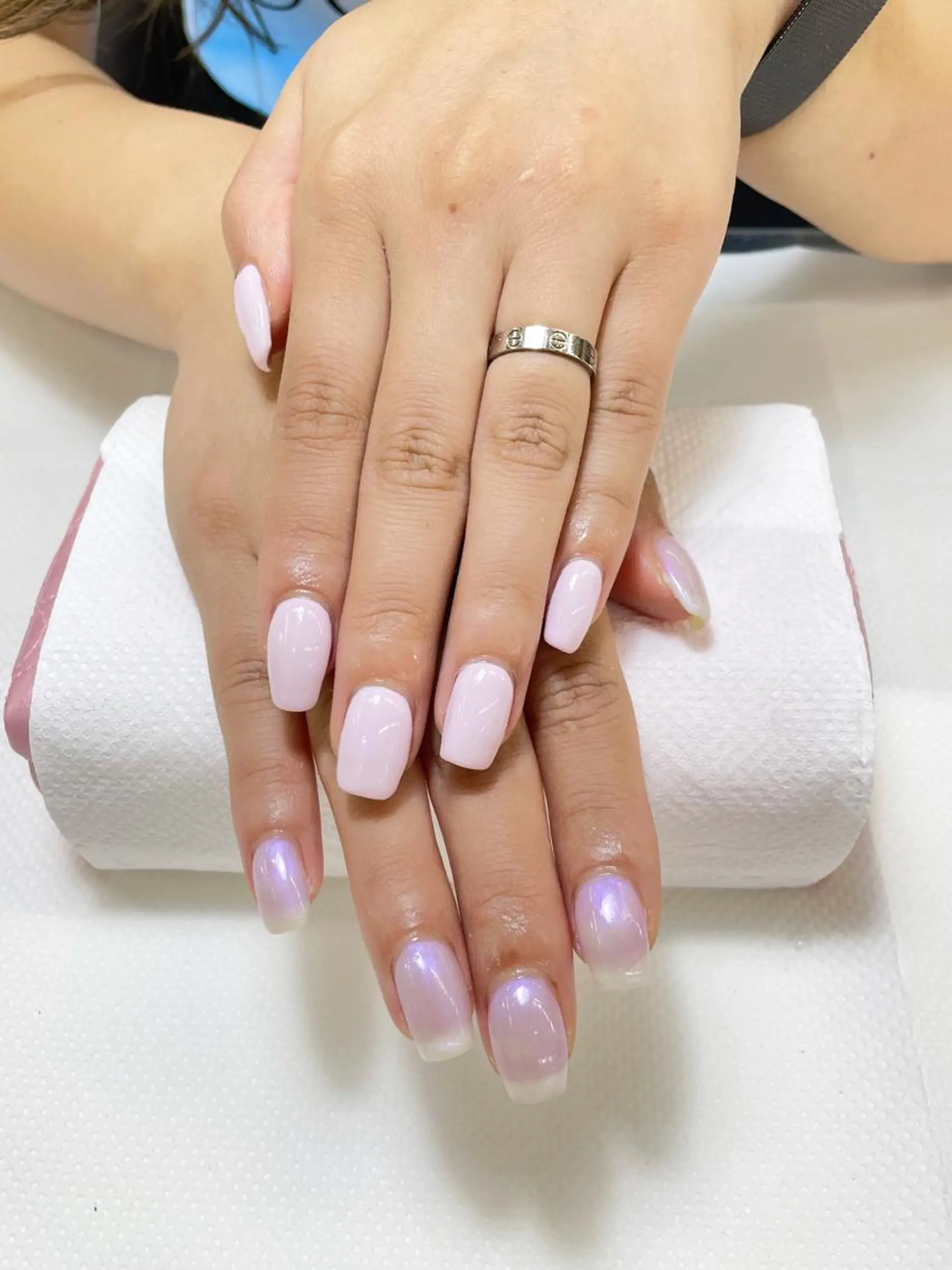 ネイル ジェルネイル グラデーション ワンカラーネイル ハンドネイル ᴷᴬᵀᴬᴳᴵᴿᴵ🧸 【MAXKELLY】のネイルデザイン