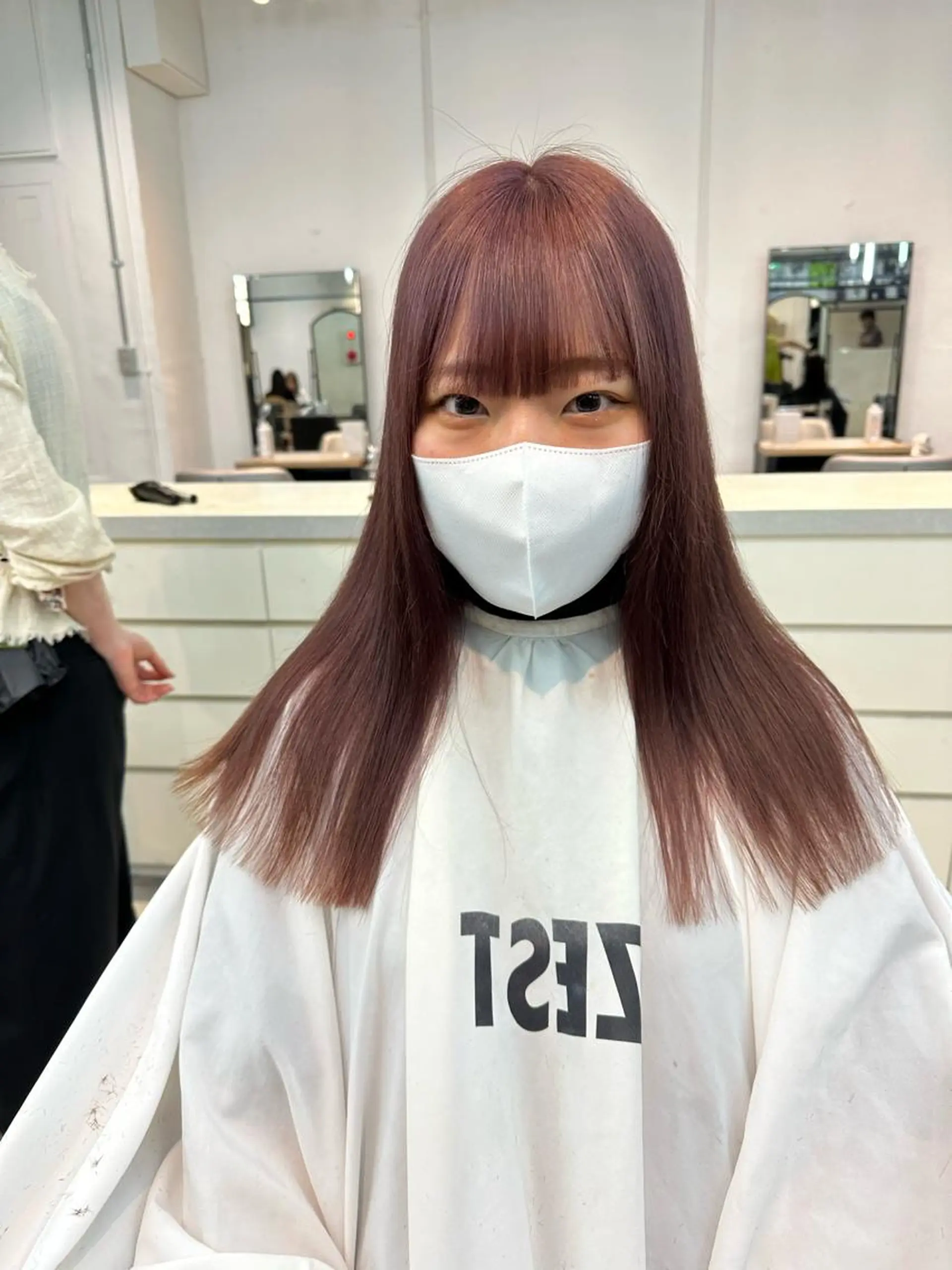 ロング カラー ヘアアレンジ ベージュカラー ピンクカラー ピンクベージュ ハイトーン特化 pepe🎀のヘアスタイル