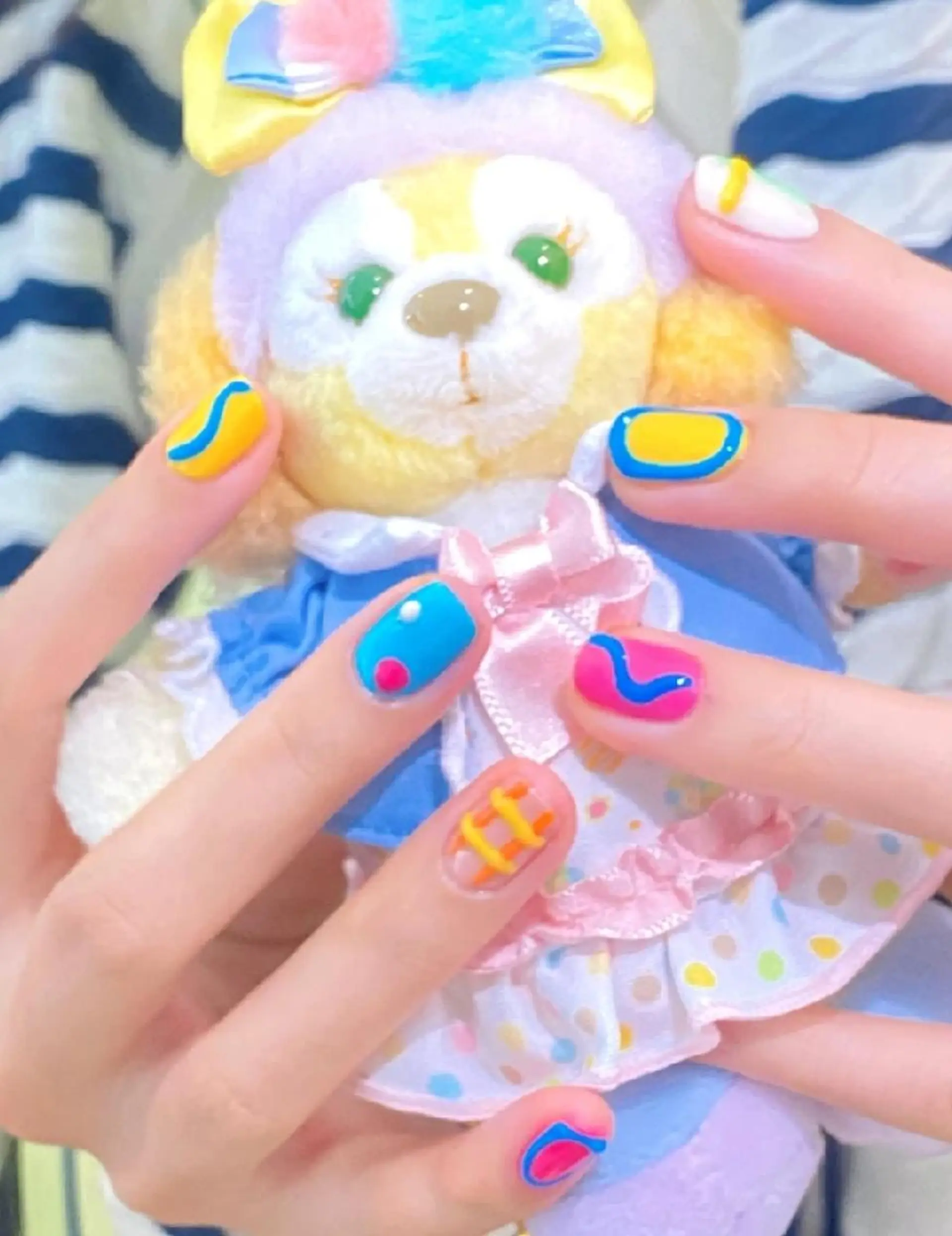 ネイル ショート カジュアル フィルイン・深爪矯正 長さ出し🎀のネイルデザイン