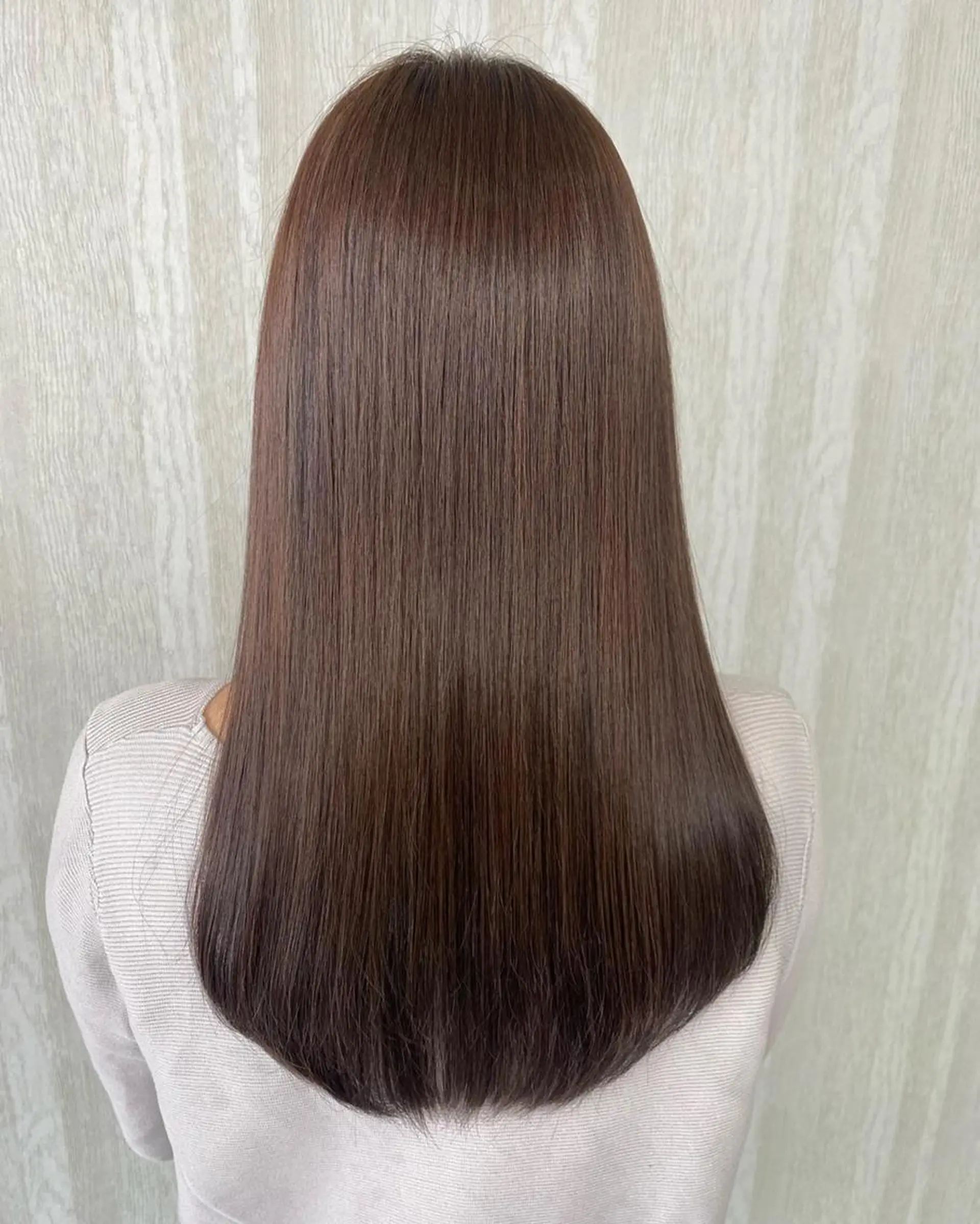 ロング カラー アクアカラー アッシュ ベージュカラー 髪質改善 トリートメント UNDER vr 【アンダーバー】のヘアスタイル