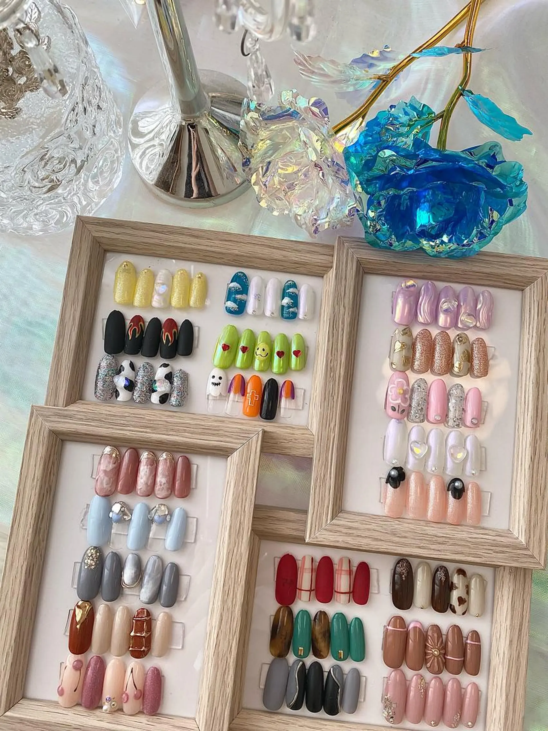 ネイル シンプルネイル ハンドネイル CREVIO 小美玉店所属・CREVIO小美玉店 店長RIRIのネイルデザイン