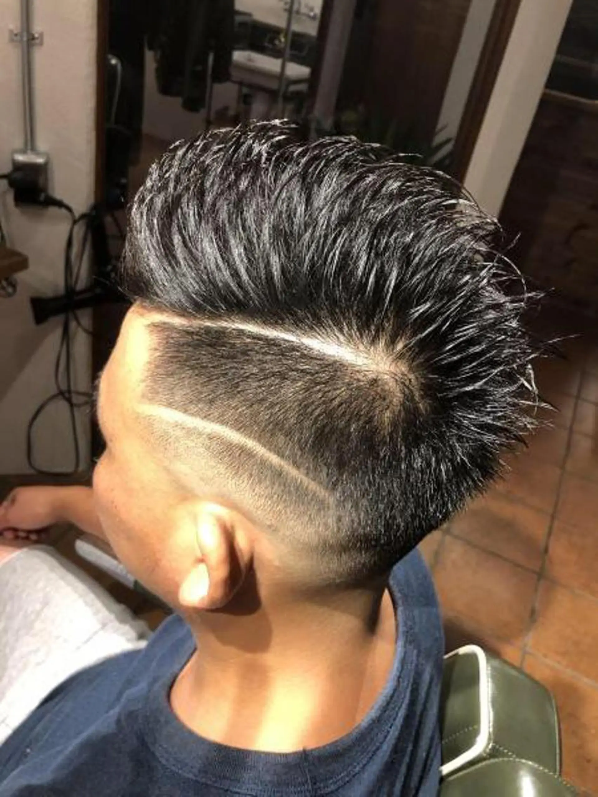 ショート メンズ フェードカット スキンフェード カット 冨士川 英樹のヘアスタイル