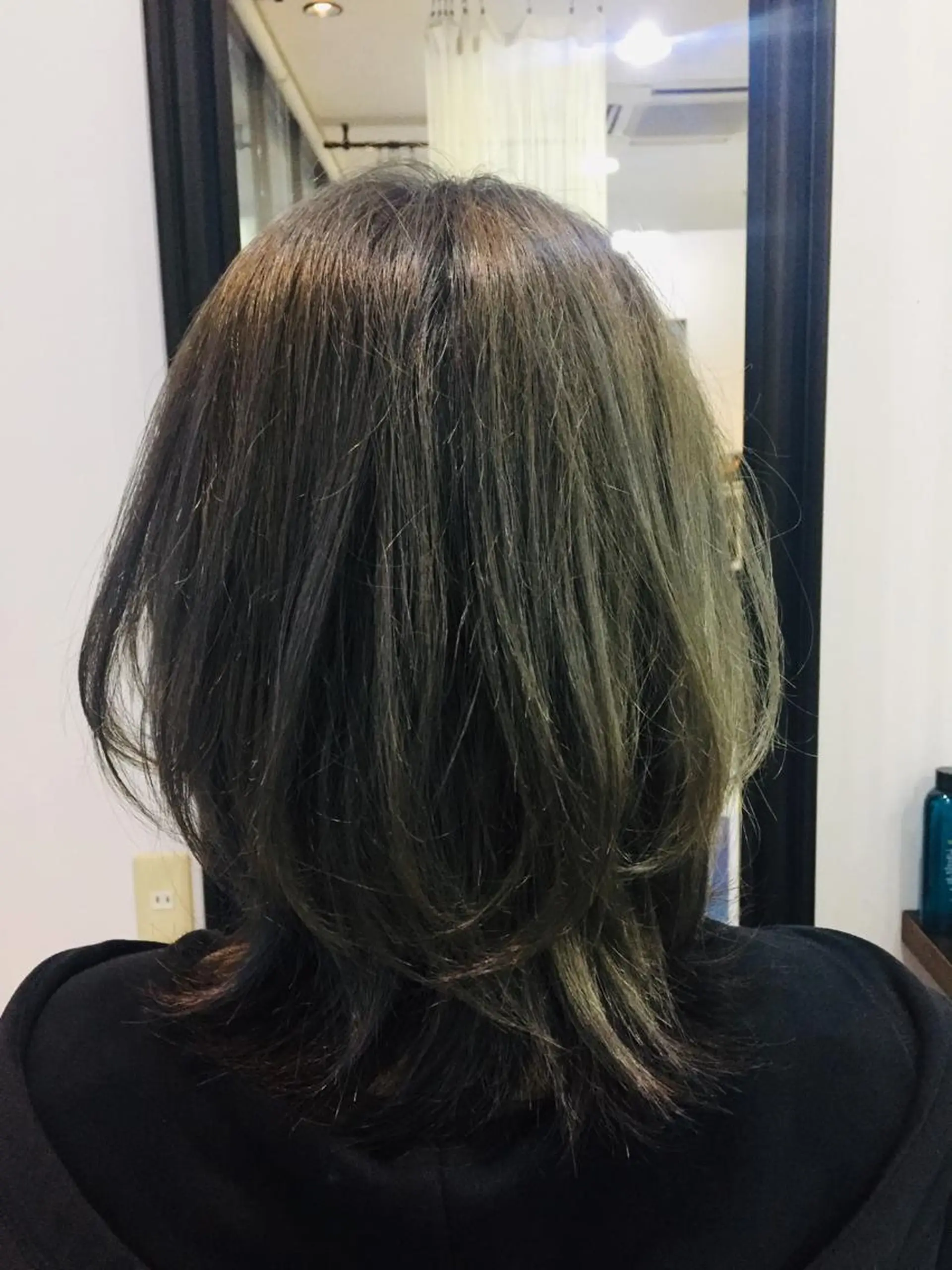 ミディアム カラー 阿久津 泰幸のヘアスタイル