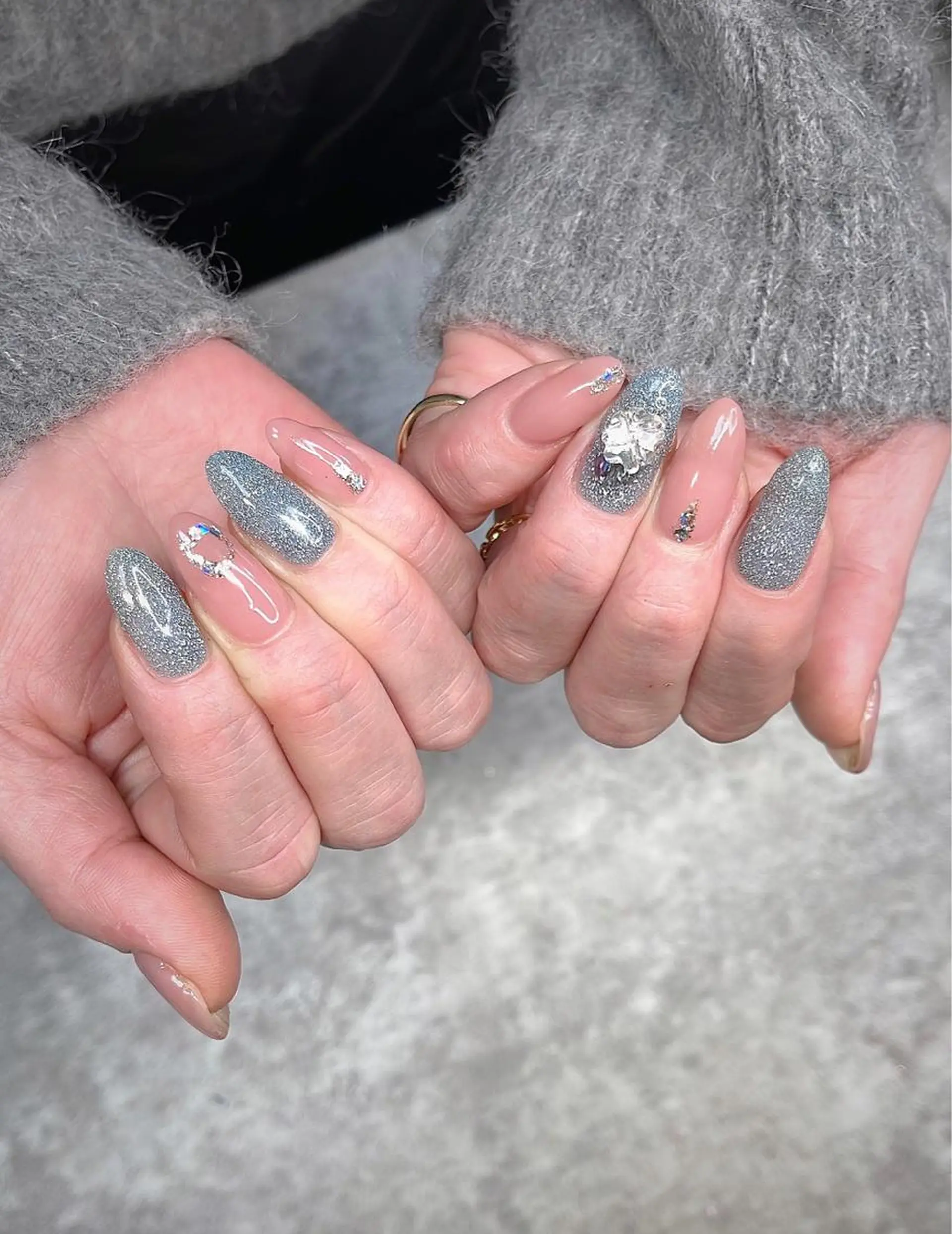 ミディアム めぐみのネイルサロン スタッフ練習のネイルデザイン