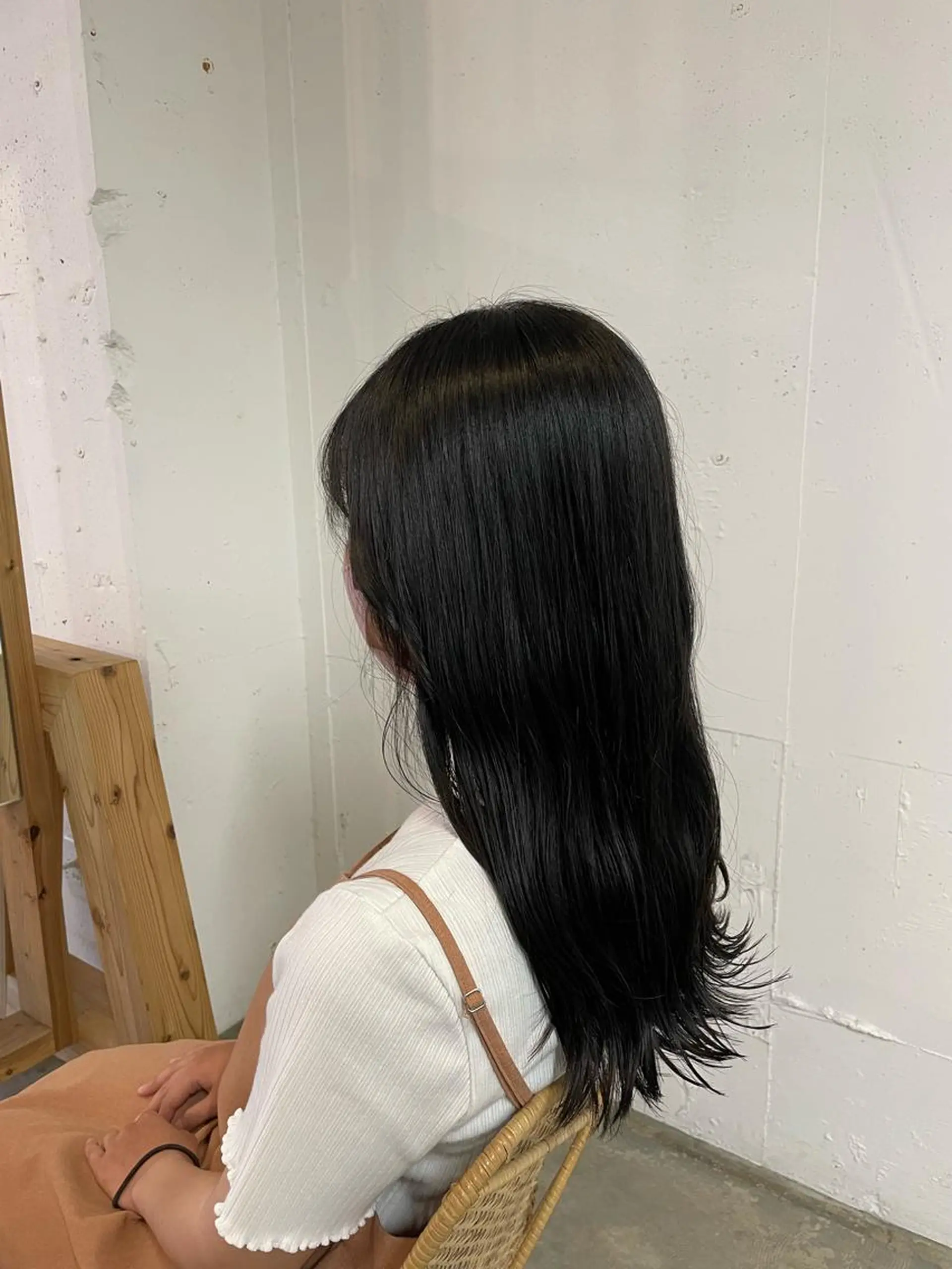 ロング 廣元 早紀のヘアスタイル