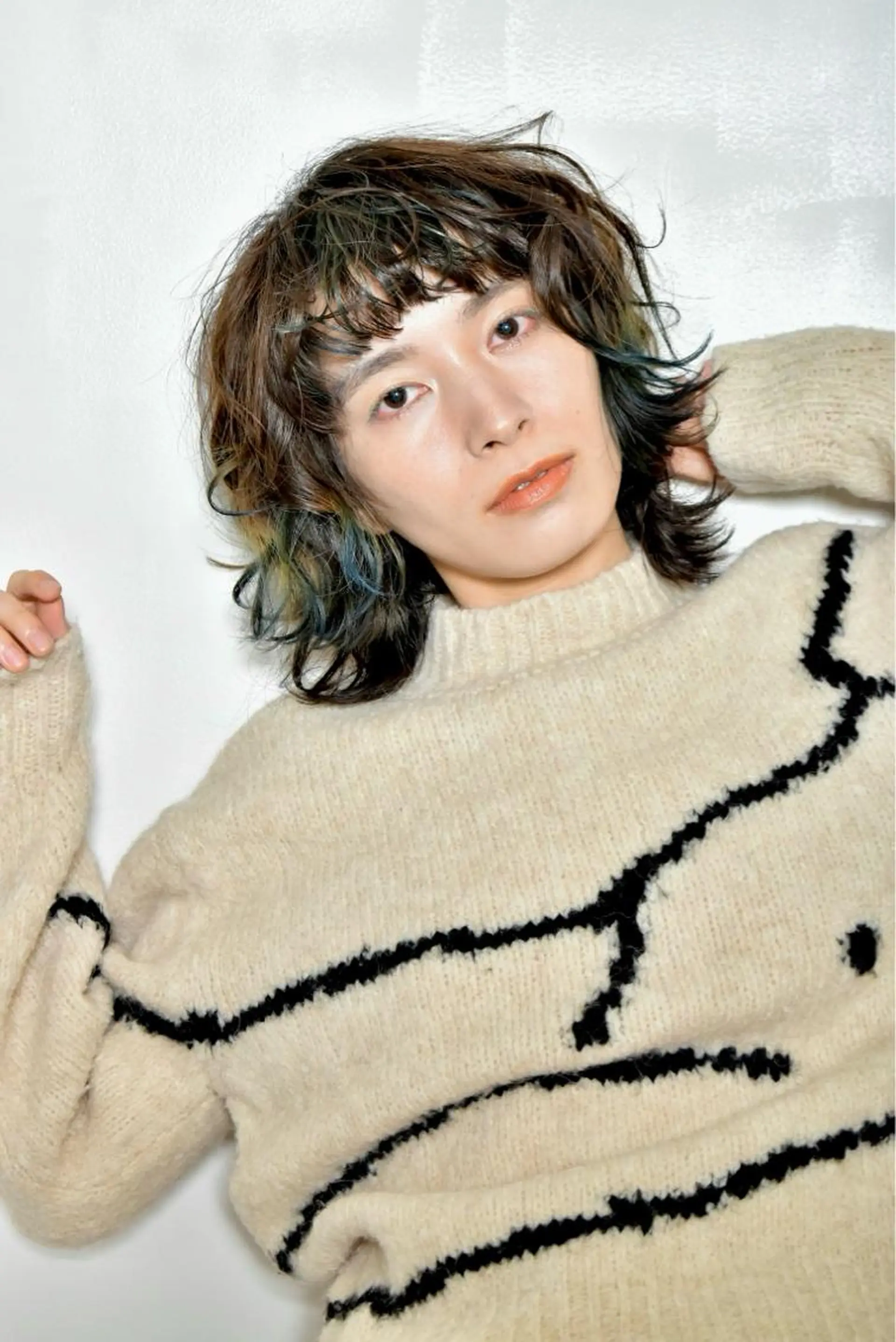 ミディアム カラー パーマ ミディアムパーマ インナーカラー ウルフカット AND THE BRICKS所属・AND THE BRICKS北川珠紀の眉毛・アイブロウイメージ