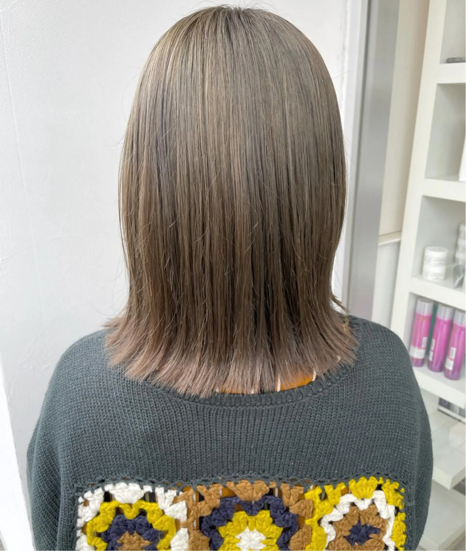 ミディアム カラー mir MIYUのヘアスタイル