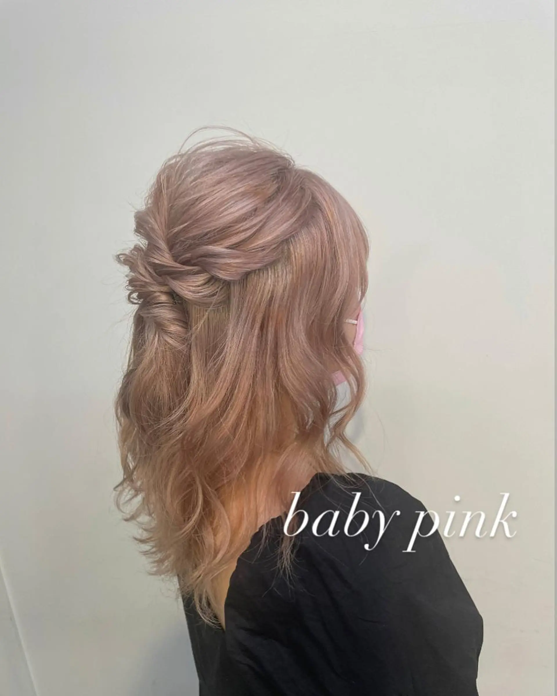 ミディアム カット ヘアカラー トリートメント サロウィン新宿三丁目East所属・顔周りレイヤー/新宿 /モテ艶カラー/航介のヘアスタイル