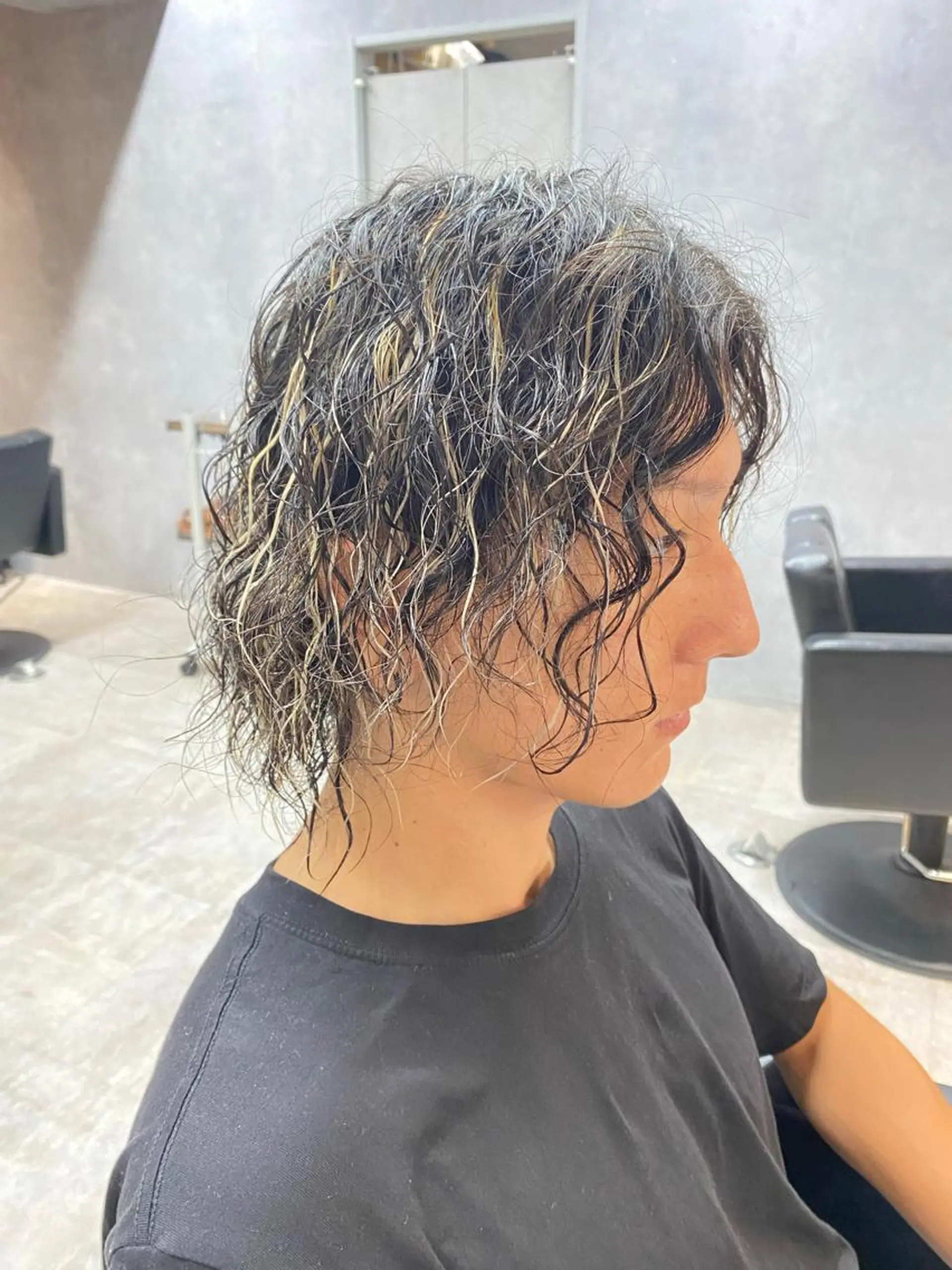 ショート パーマ メンズ メンズパーマ スパイラルパーマ ツイストスパイラル/ メンズ特化/中川誠也のヘアスタイル