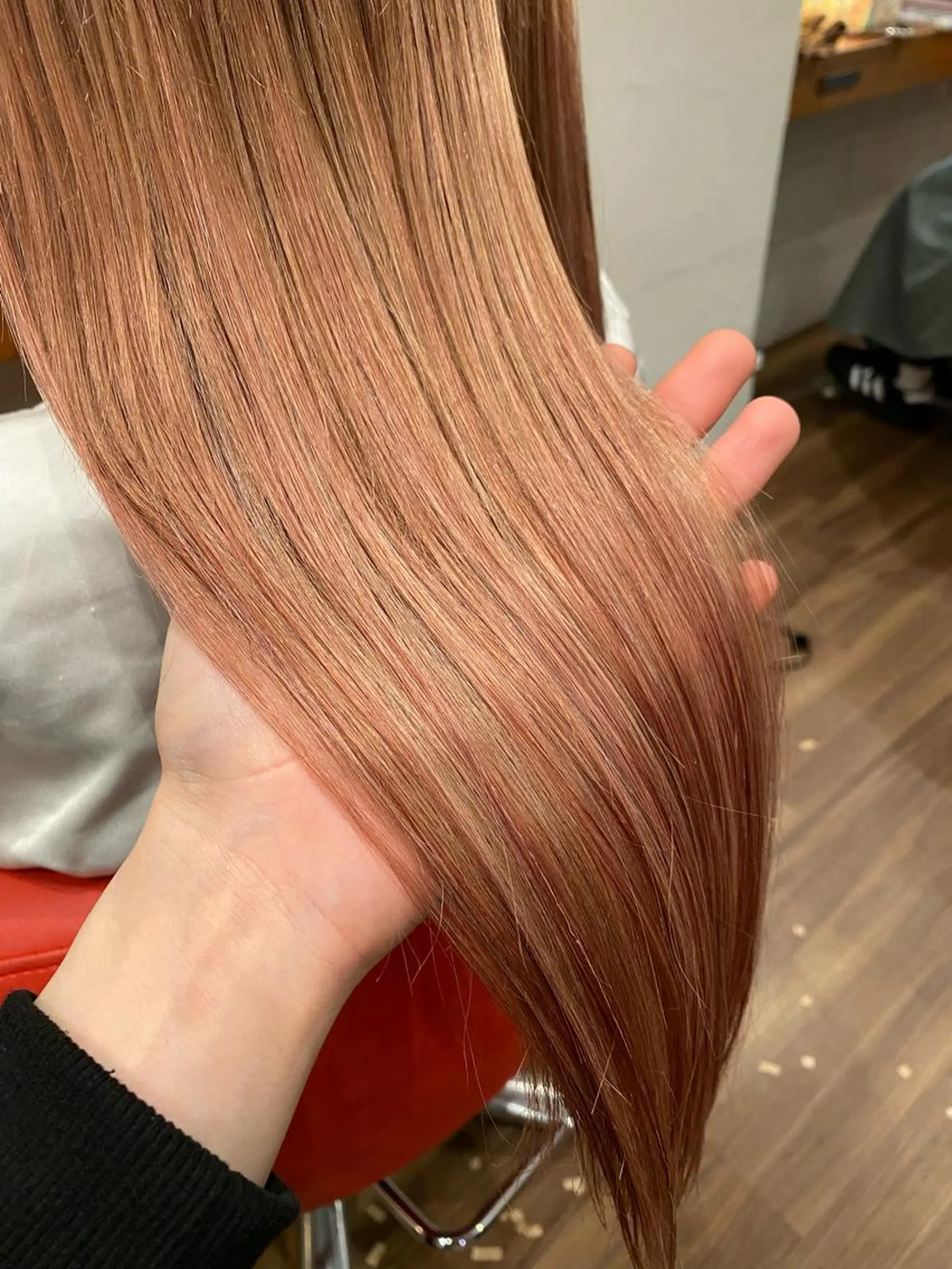 ロング カラー ヘアアレンジ 【ブリーチはお任せ】 ハイトーン✨yuraのヘアスタイル