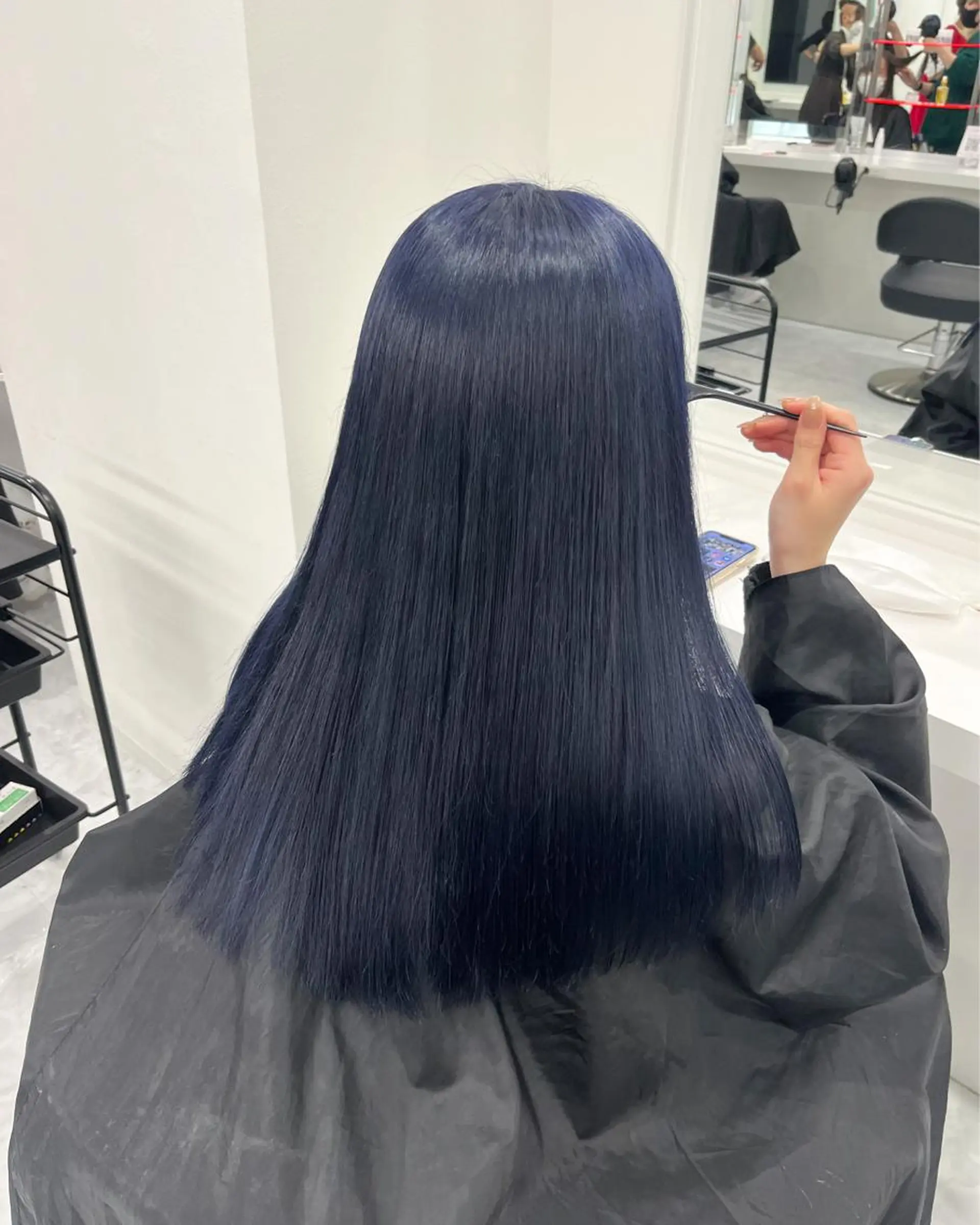 ロング カラー ヘアアレンジ 🩵色落ち可愛い 寒色カラー🩵のヘアスタイル