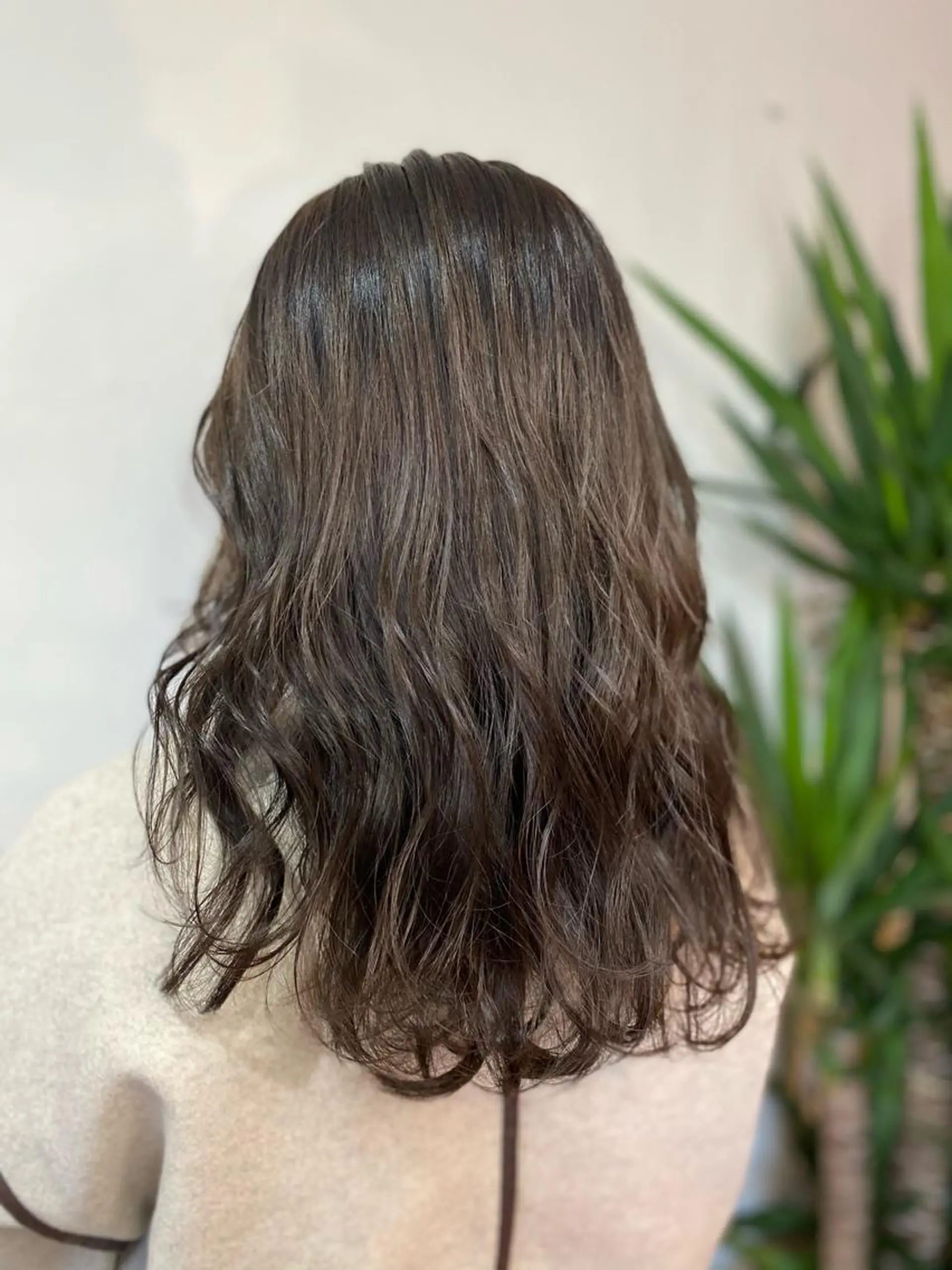 セミロング カラー 新店舗🌟美髪矯正 🌟三塚有紀子のヘアスタイル