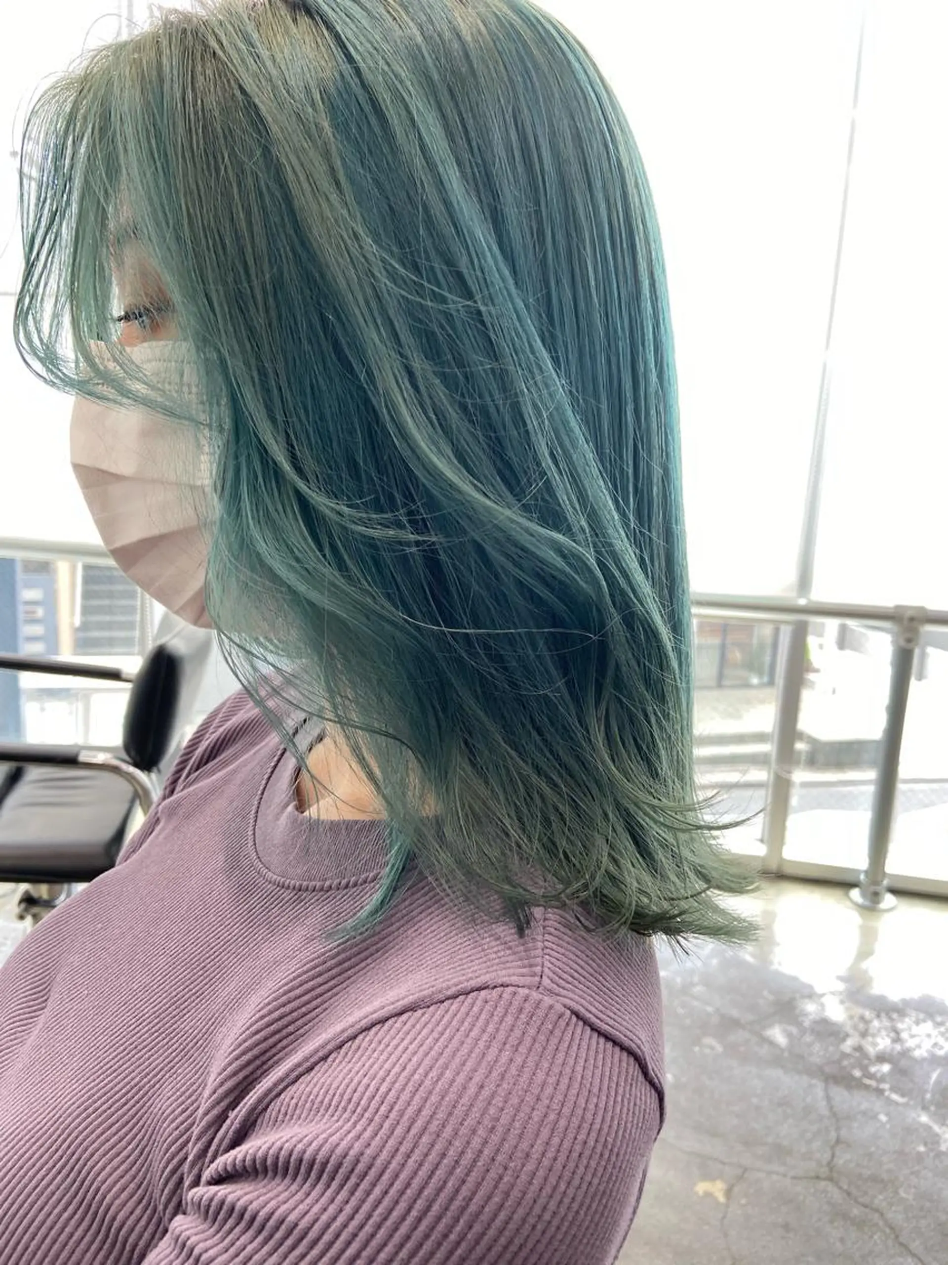 ミディアム カラー ☘️ブリーチ/ハイト ーン/レイヤー/のヘアスタイル