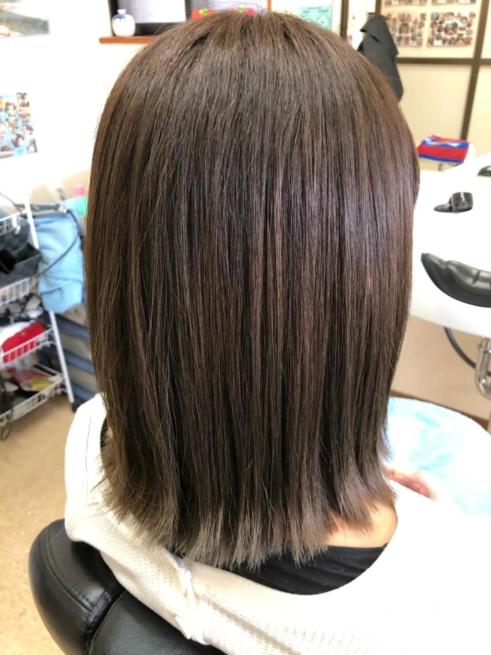 ミディアム カラー 石塚 浩のヘアスタイル