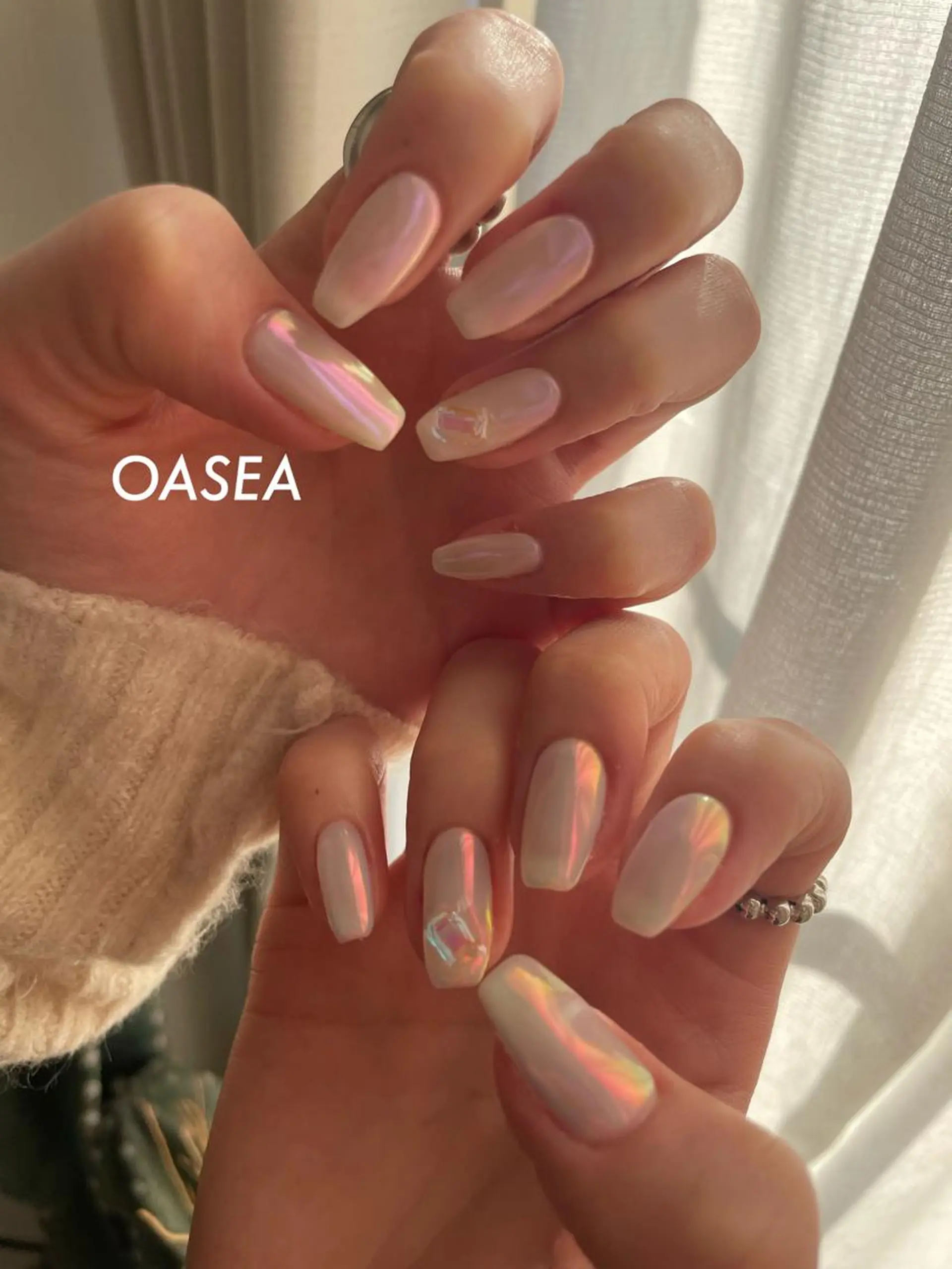 ネイル ストーンネイル ハンドネイル 🌞💜 KAORI 🌴のネイルデザイン