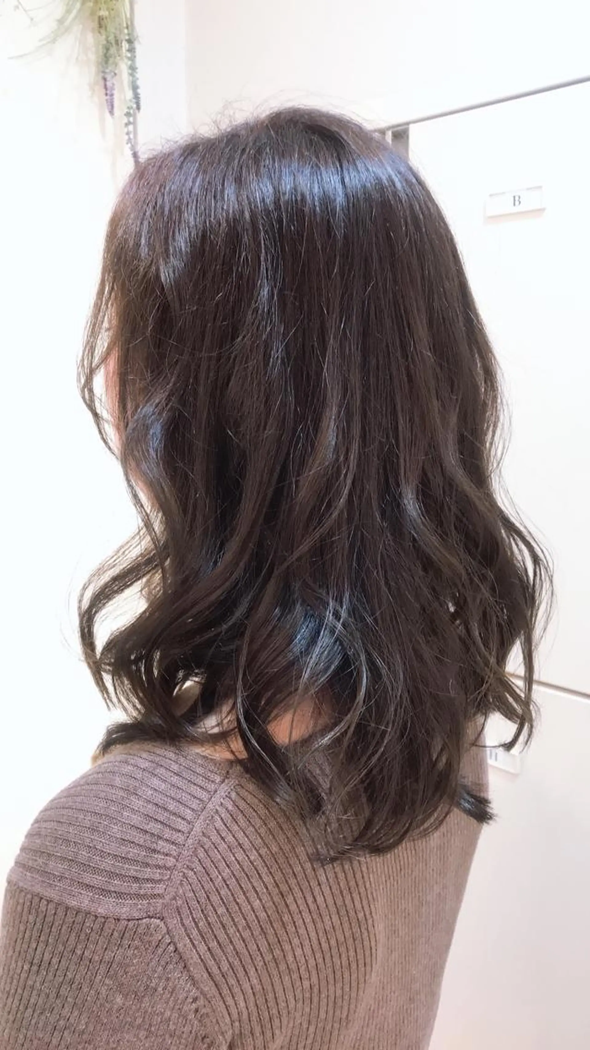 ミディアム カラー 艶髪✨髪質改善カラー 楠本浩子のヘアスタイル