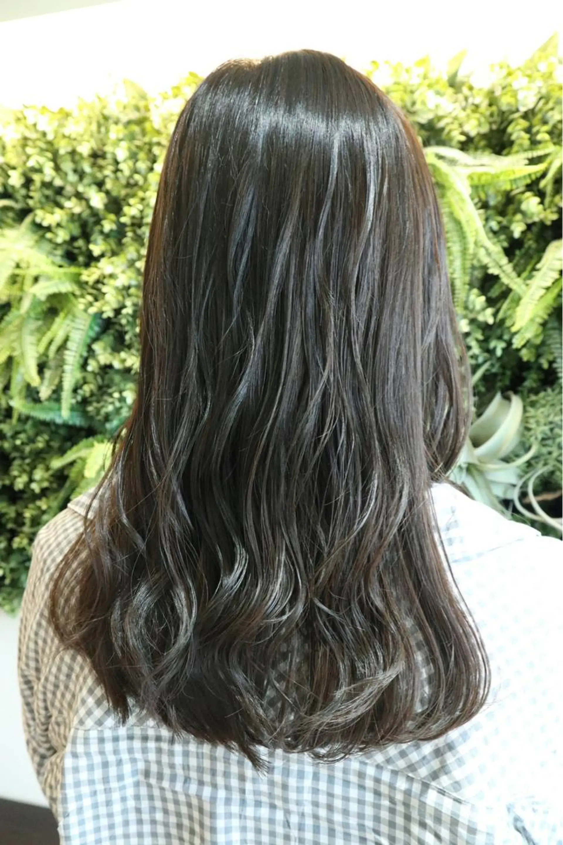 セミロング 水谷 菜央のヘアスタイル