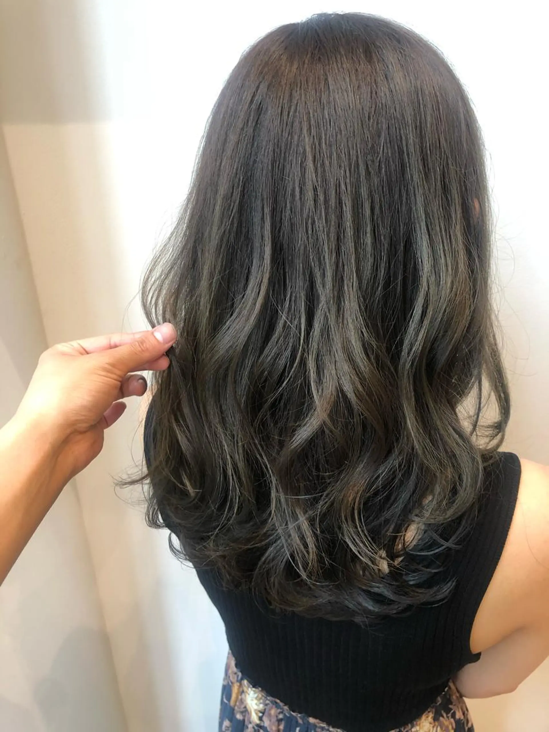 カラー パーマ ヘアアレンジ アッシュ VIVIE【ヴィヴィ】所属・髪質改善/韓国風 レイヤー/田村祐樹のヘアスタイル