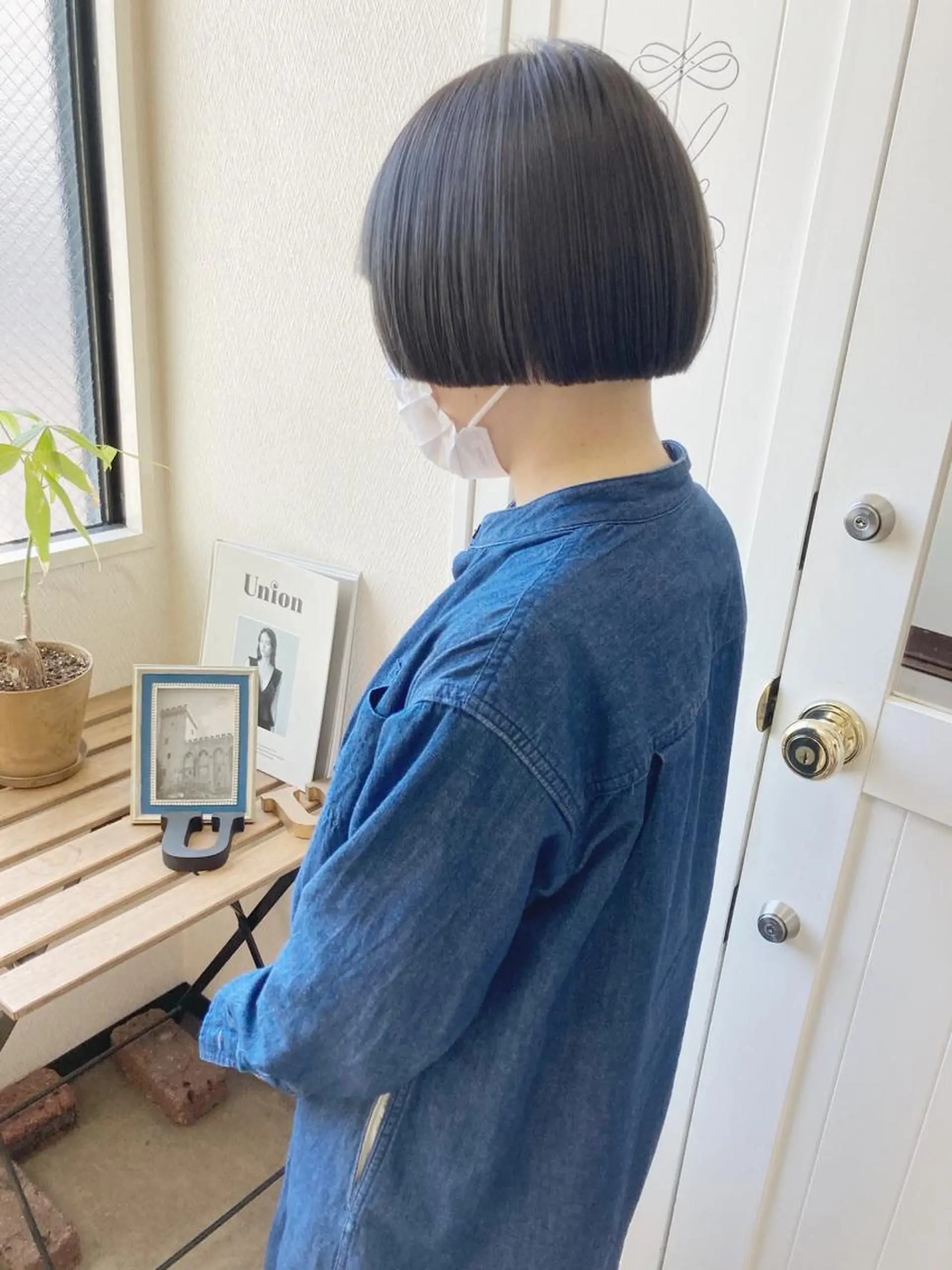 ショート カラー ブリーチ グレージュ ボブ 小木曽智美 /ボブ/ショートのヘアスタイル