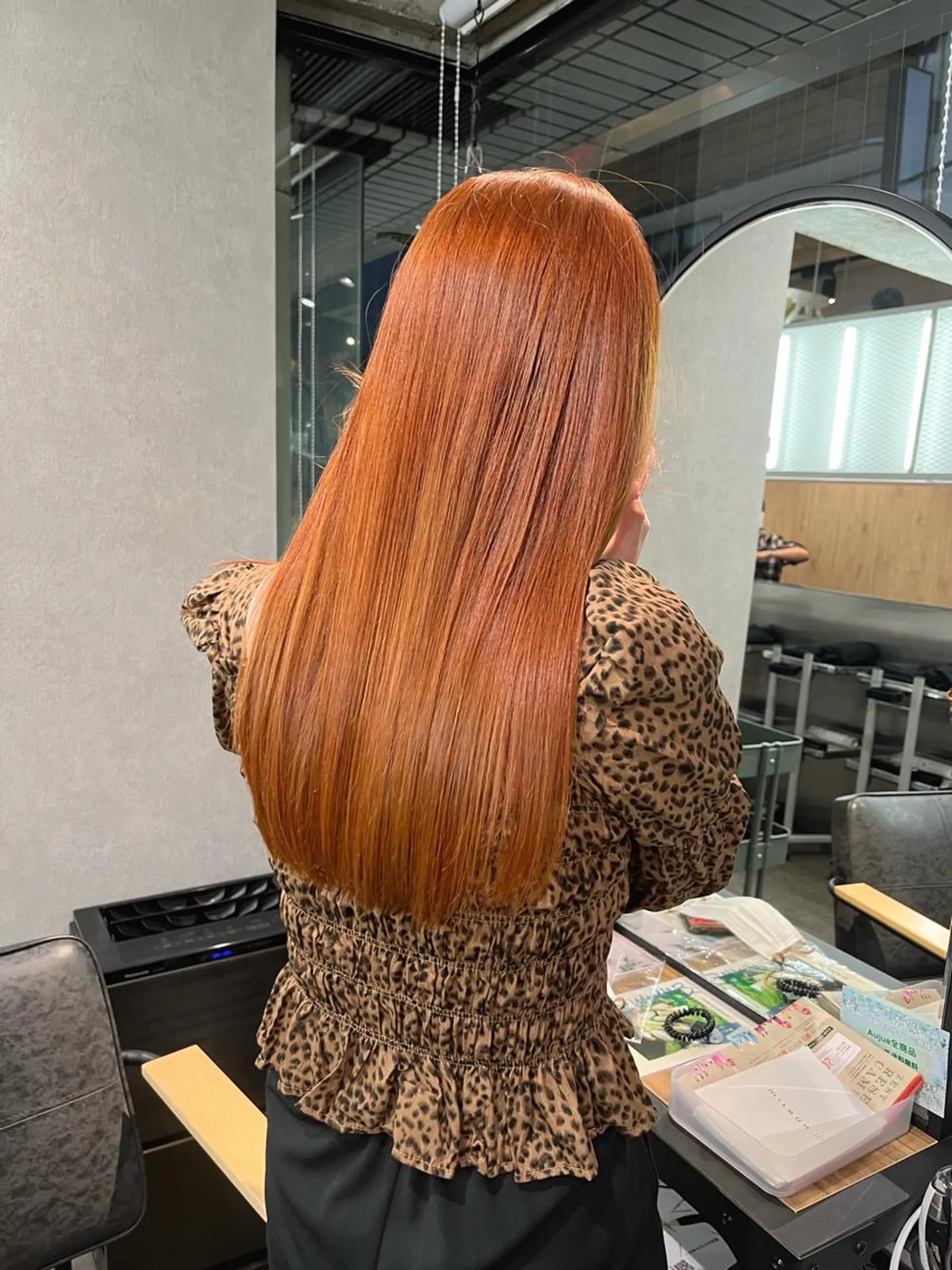 ロング カラー ブリーチ ブラウンカラー オレンジ オレンジブラウン ヘアセット🎀パーマ Tsubasaのヘアスタイル