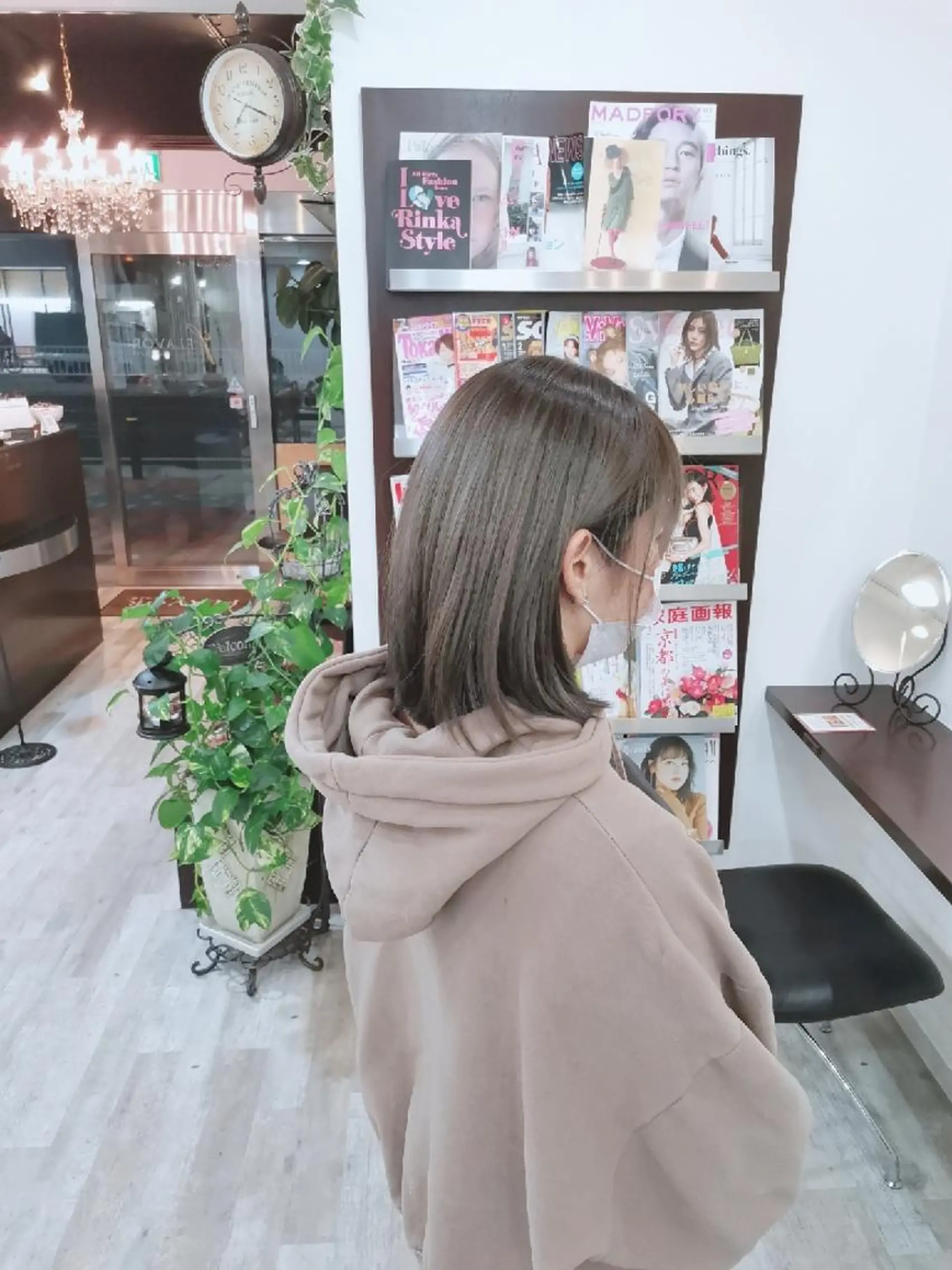 ミディアム ツヤ髪ケアカラー✨ 中谷良成のヘアスタイル