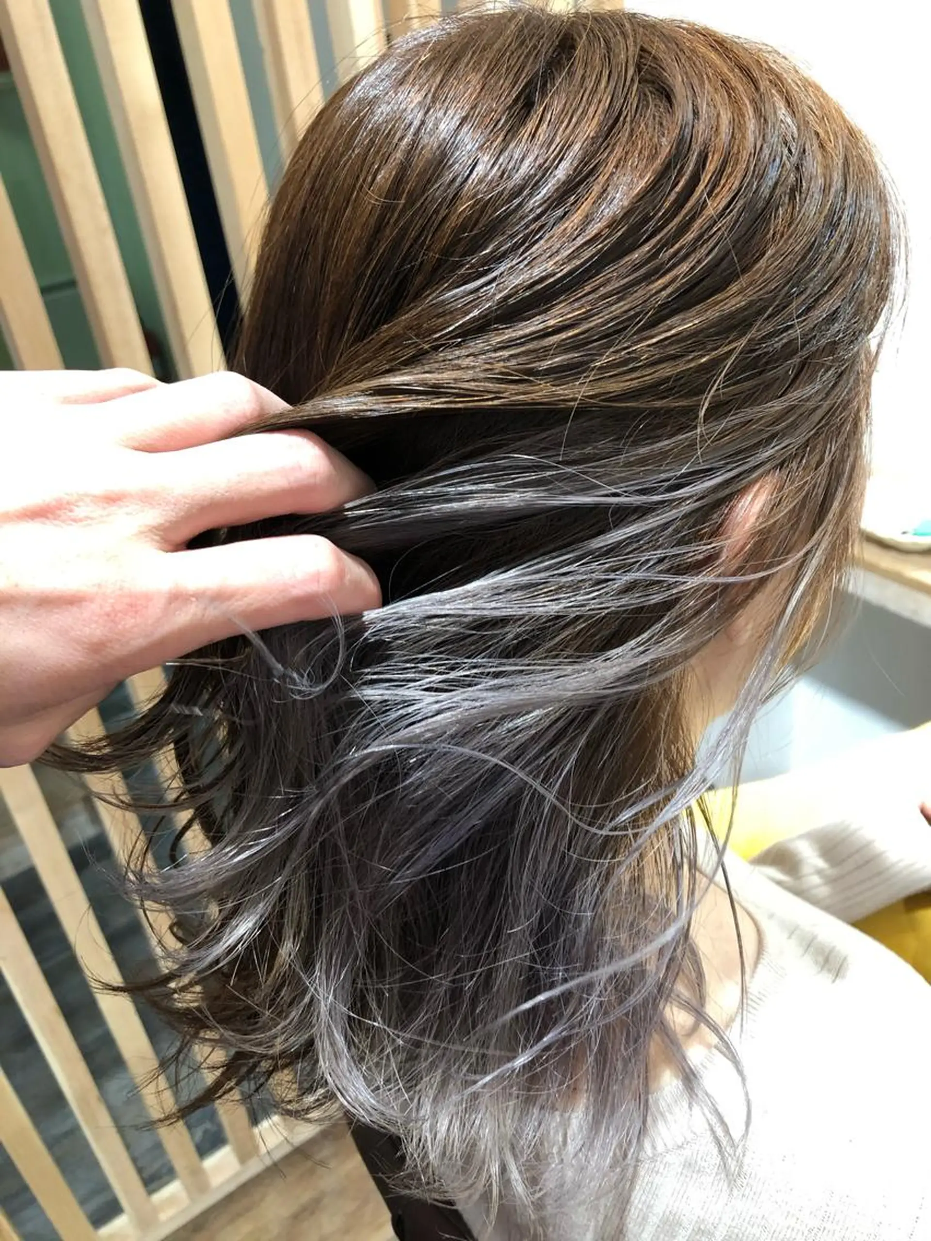 ミディアム カラー カット ヘアカラー 縮毛矯正 トリートメント 浦山 和之のヘアスタイル