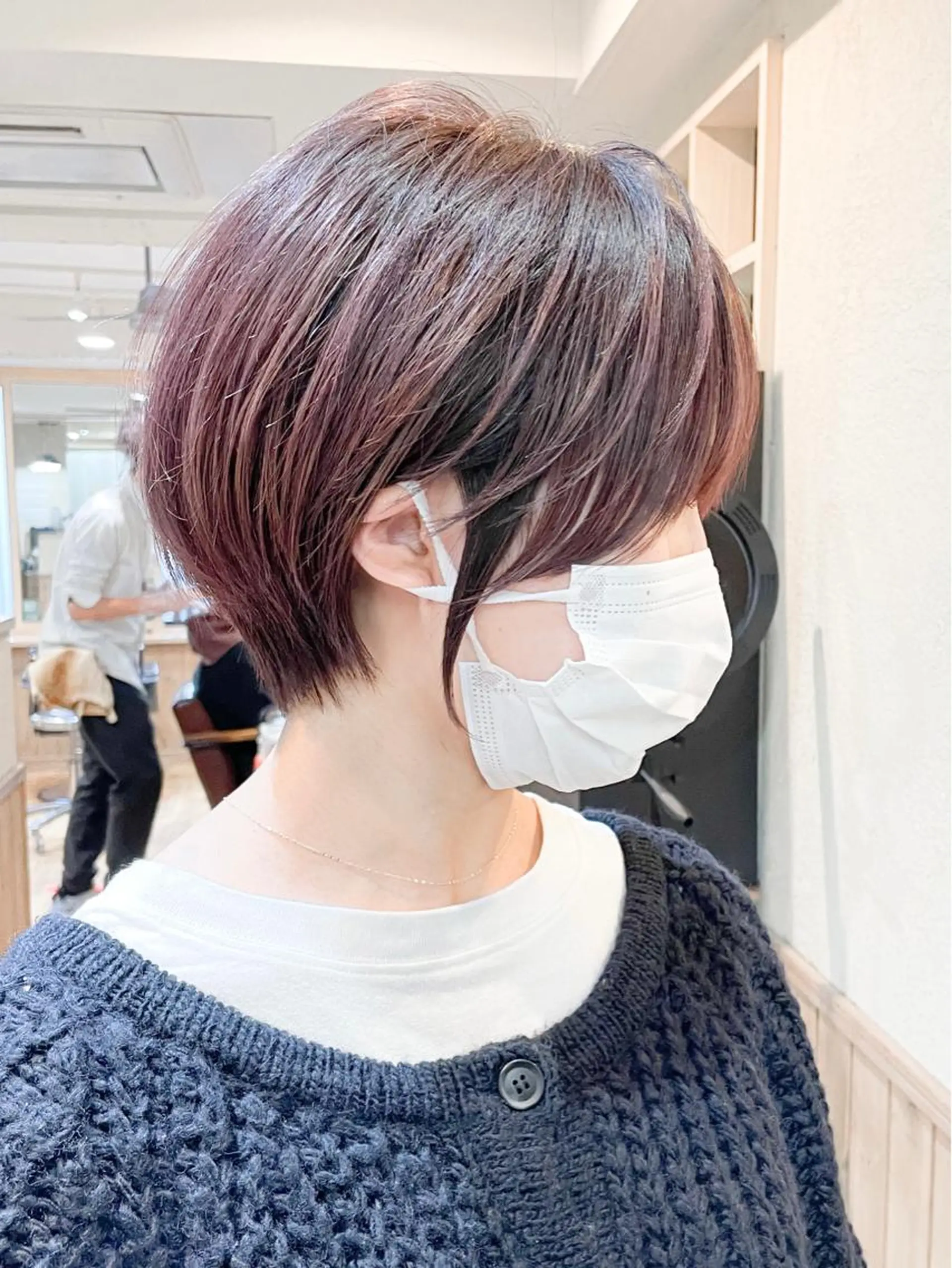 ショート ショートヘア くすみカラー、大場猛のヘアスタイル