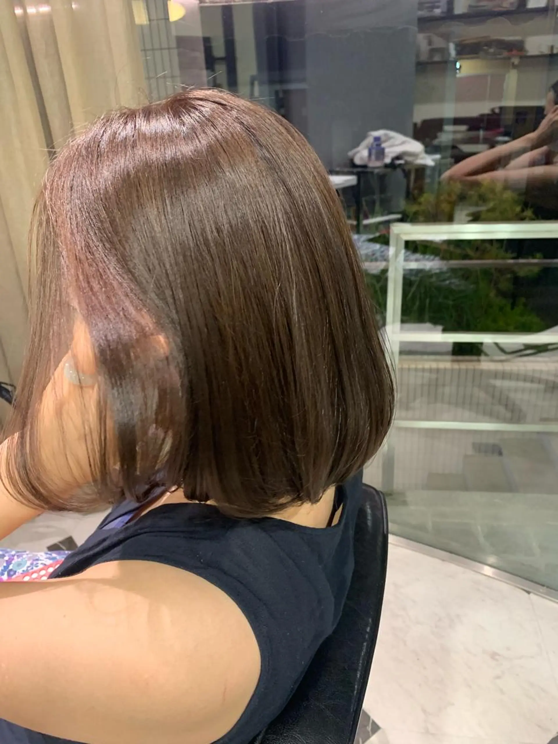 ミディアム カラー 透明感カラー 似合わせカット 小林愛奈のヘアスタイル