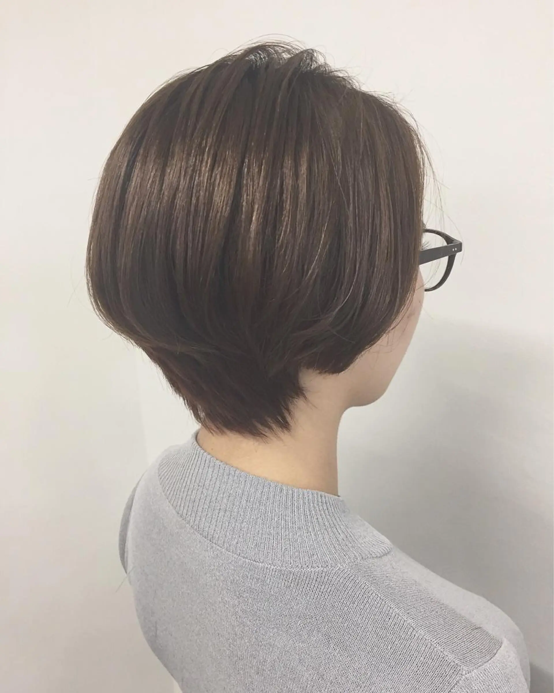 ショート カラー カット ヘアカラー トリートメント 肌に馴染む暗髪 梅田・増田のヘアスタイル