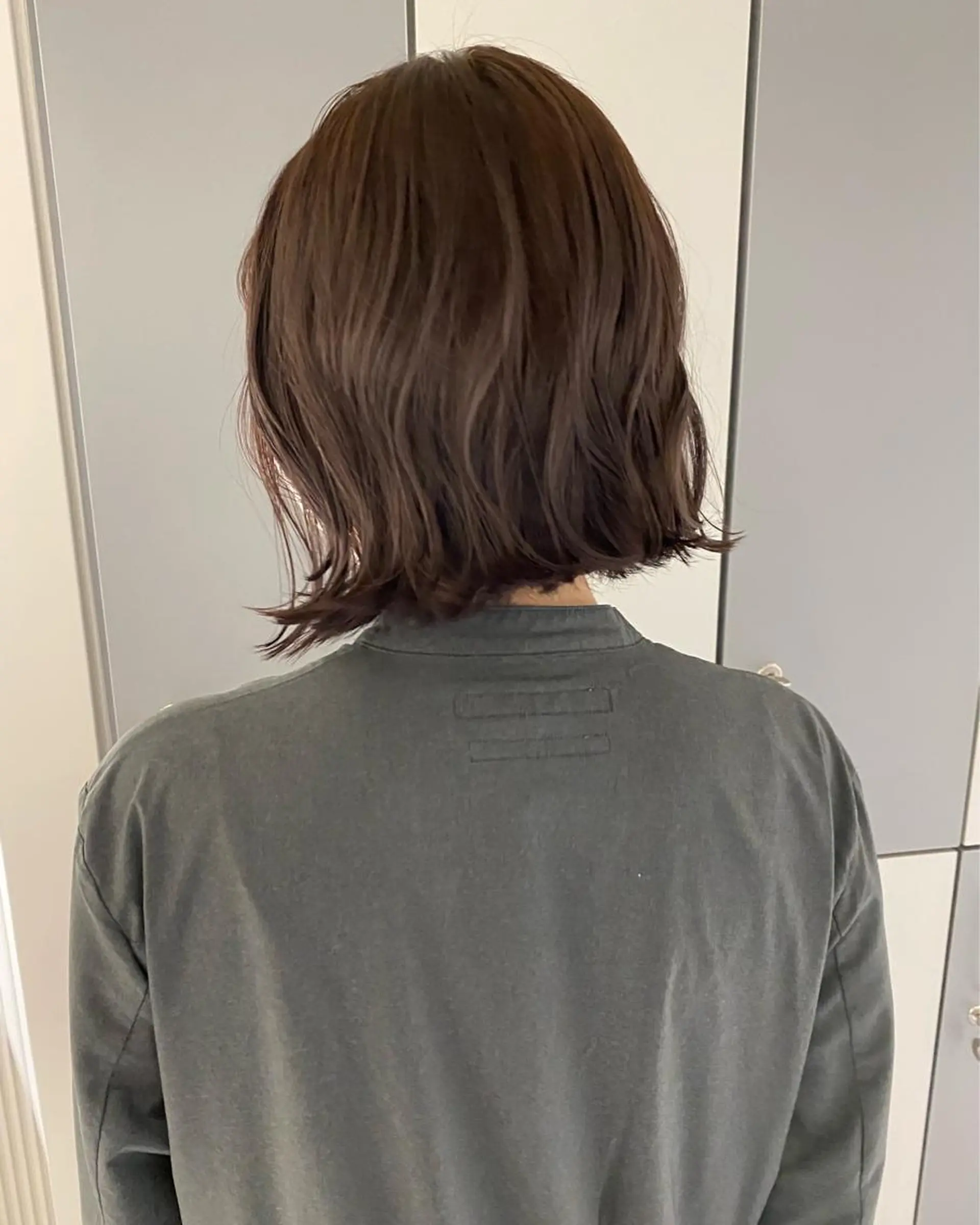 ミディアム カラー グレージュ ボブ 髪質改善 カット ヘアカラー トリートメント LOVESTOIKE 堂本のヘアスタイル