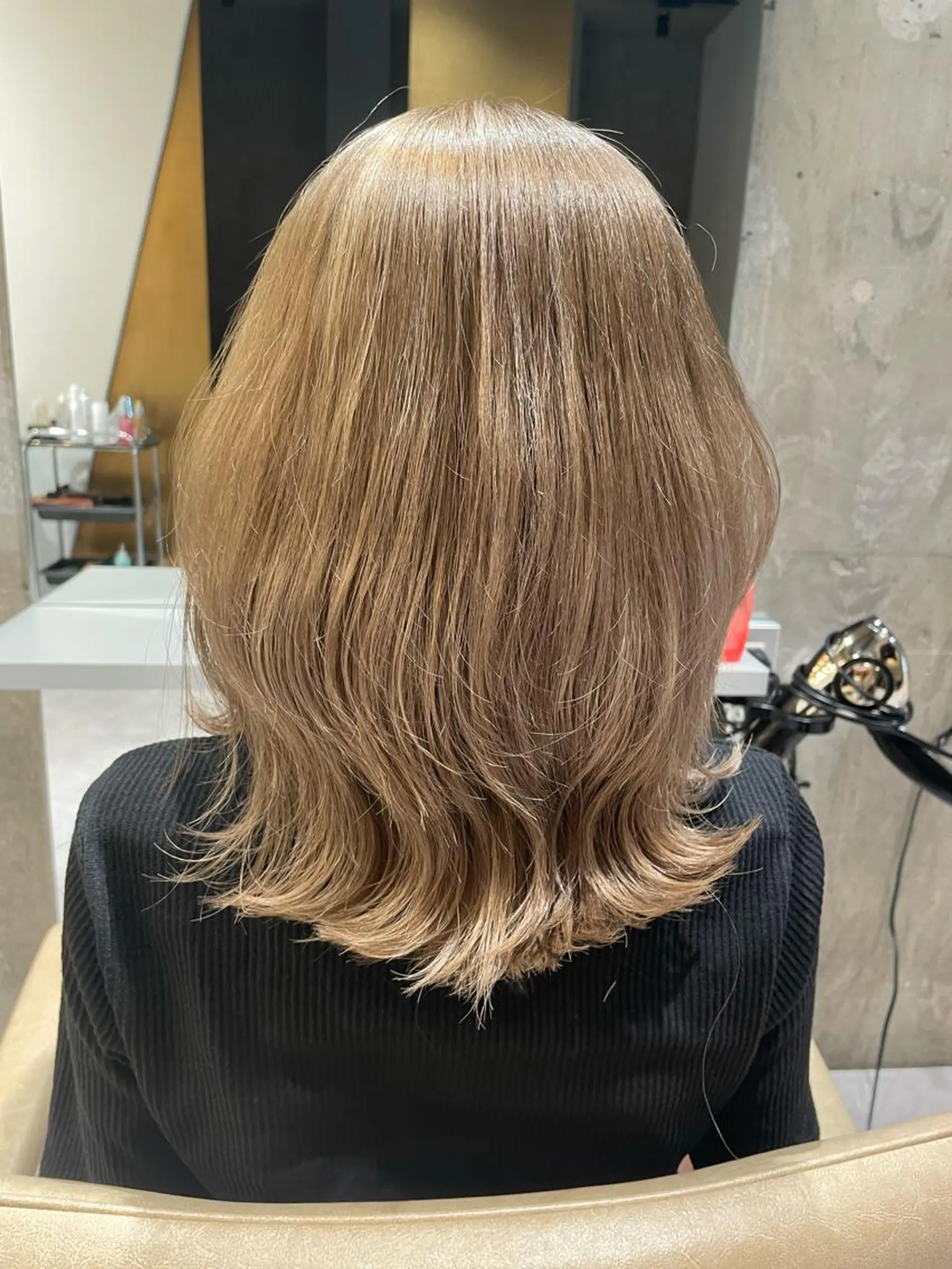 ミディアム カラー パーマ カット ヘアカラー トリートメント ☀️海外レイヤー 🇺🇸/ヒナコのヘアスタイル