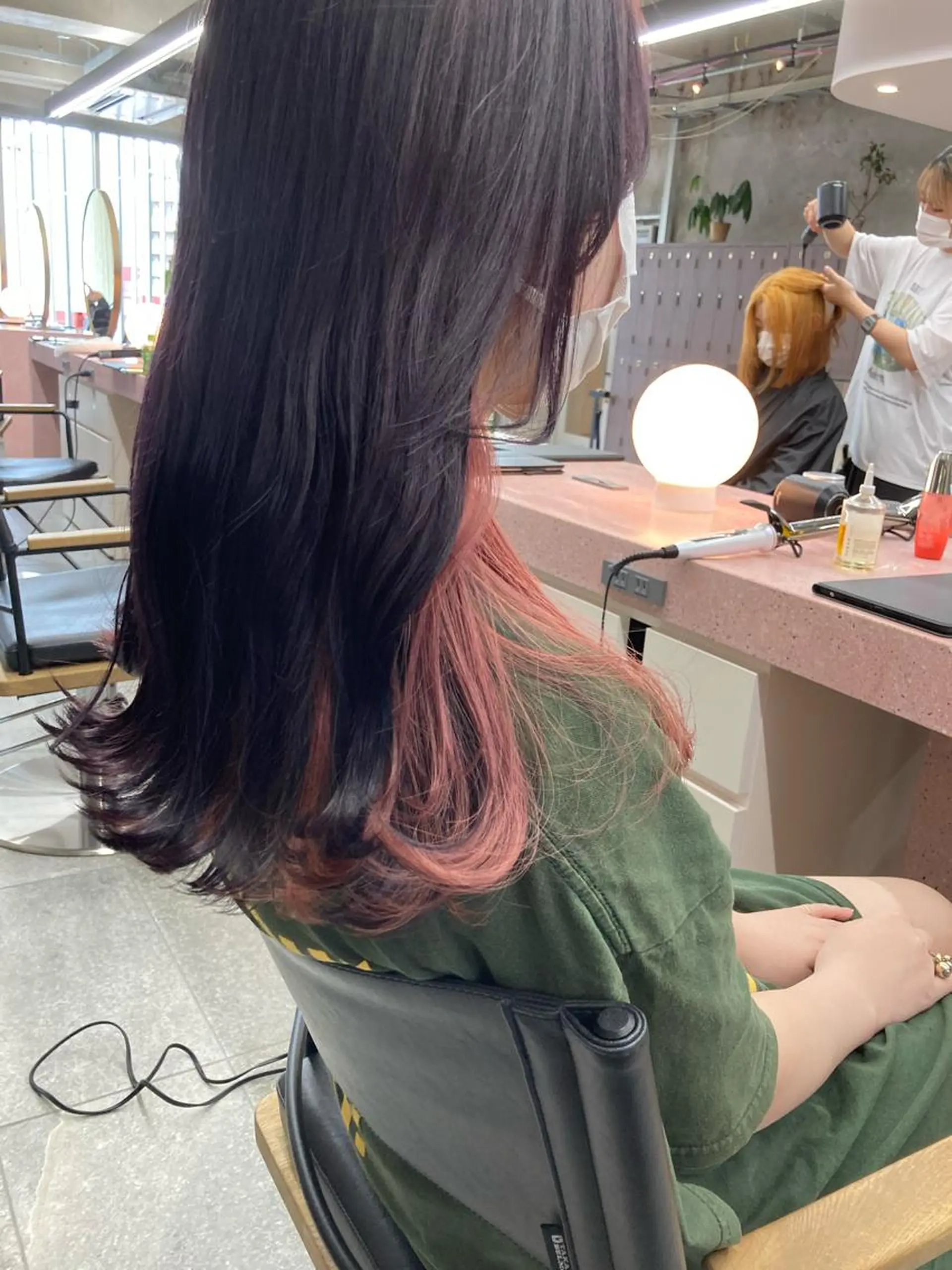 セミロング カラー インナーカラー カット ヘアカラー 小木曽智美 /ボブ/ショートのヘアスタイル