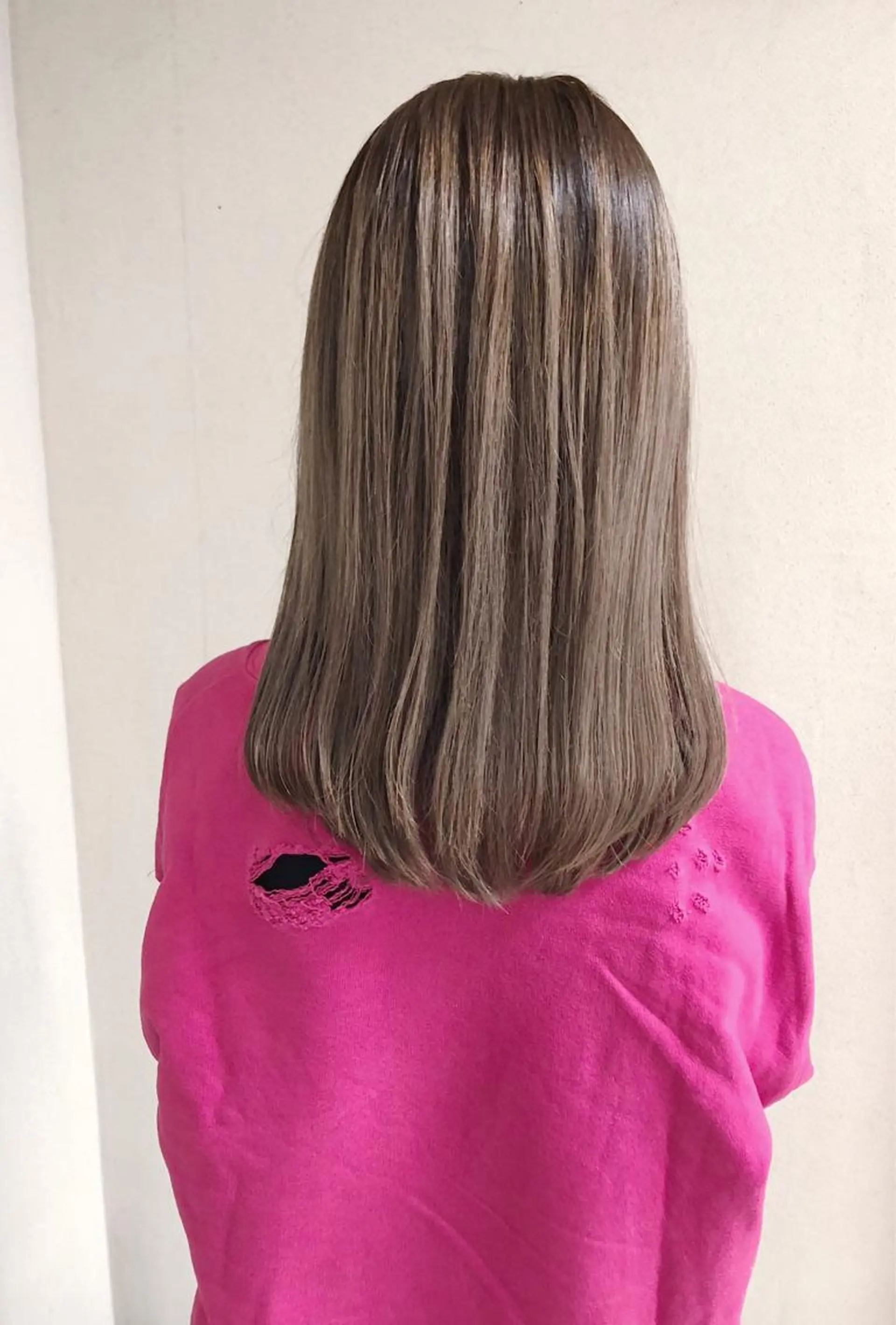 セミロング カラー ケアブリーチ /髪質 改善/古橋圭史郎のヘアスタイル