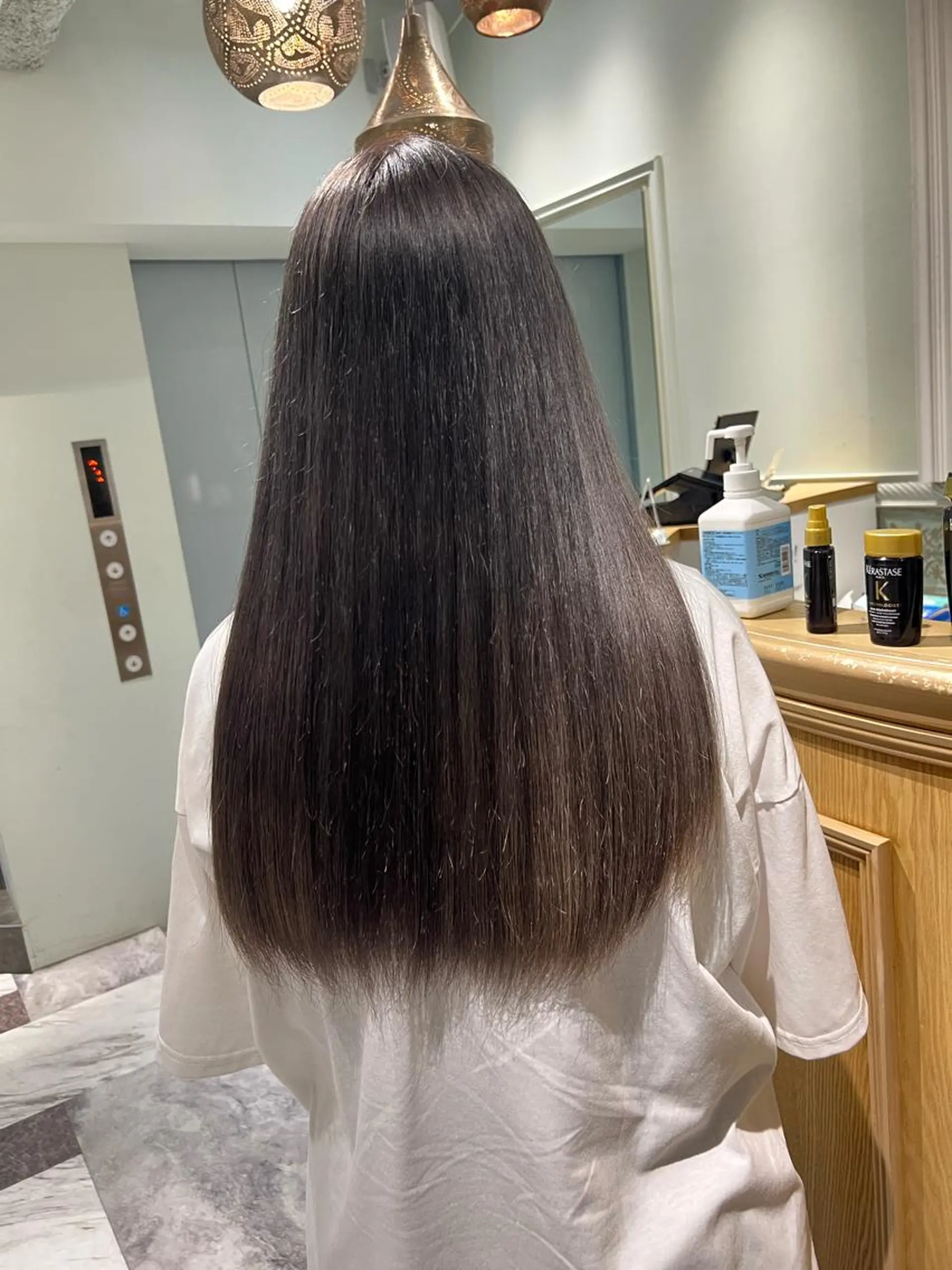 ロング ボブ ハイライト 髪質改善 韓国風ヘア 小顔カット ヘアカラー トリートメント 似合わせカラーの達人 ダブルカラー/森栄範のヘアスタイル