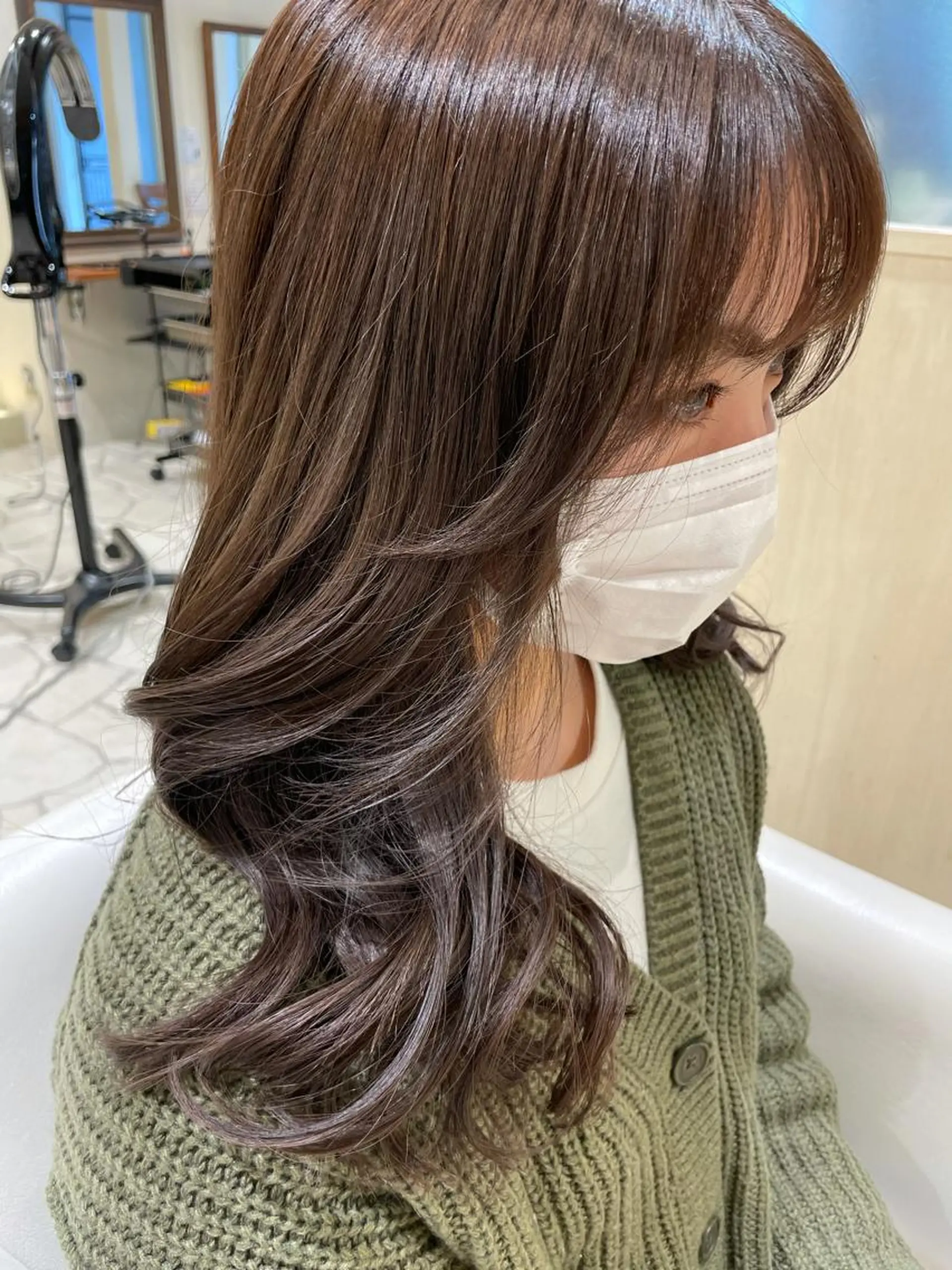 ロング カラー 大石 陽菜のヘアスタイル