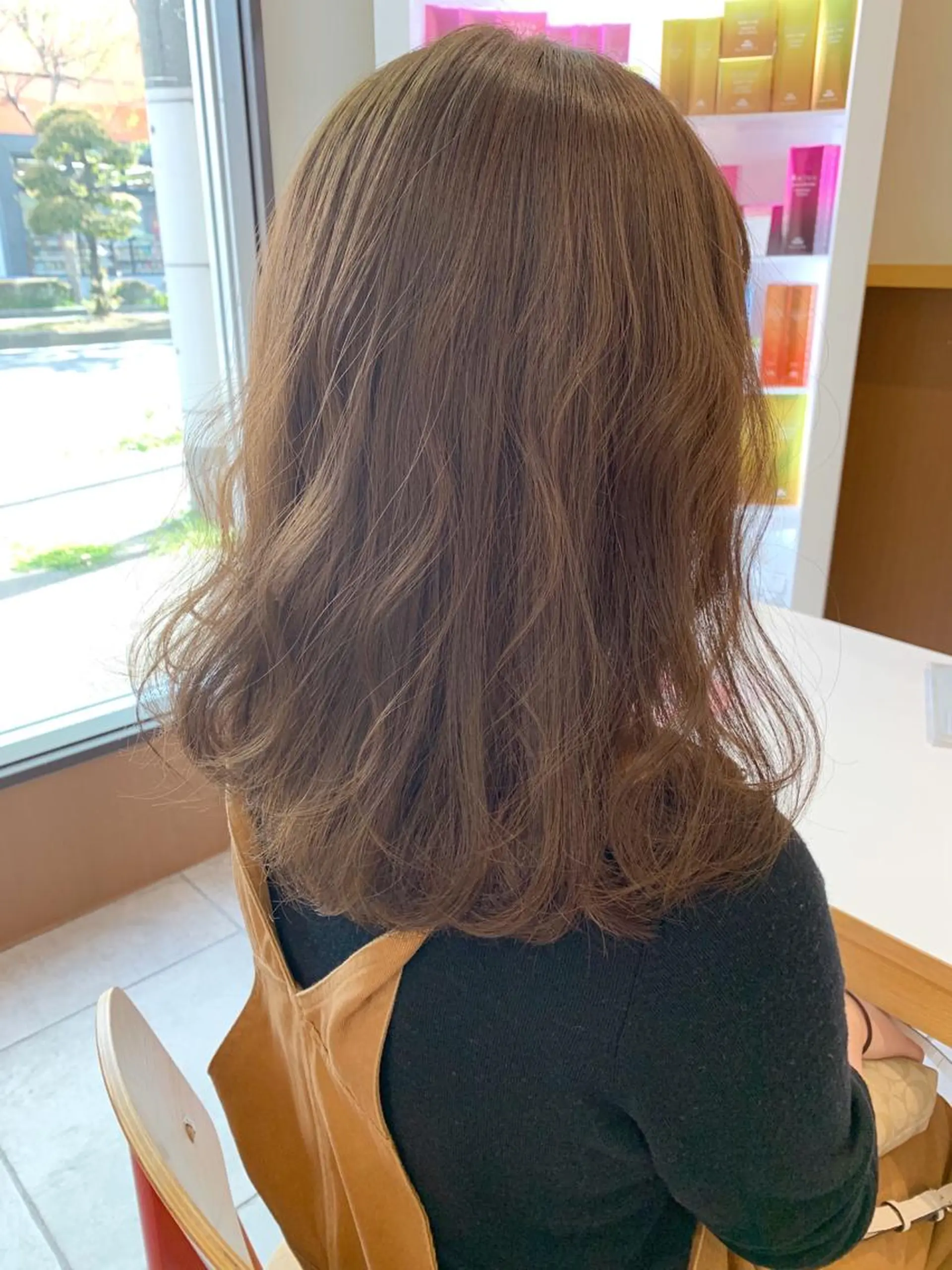 セミロング mako🌷ミニモ 限定クーポン多数🆕のヘアスタイル