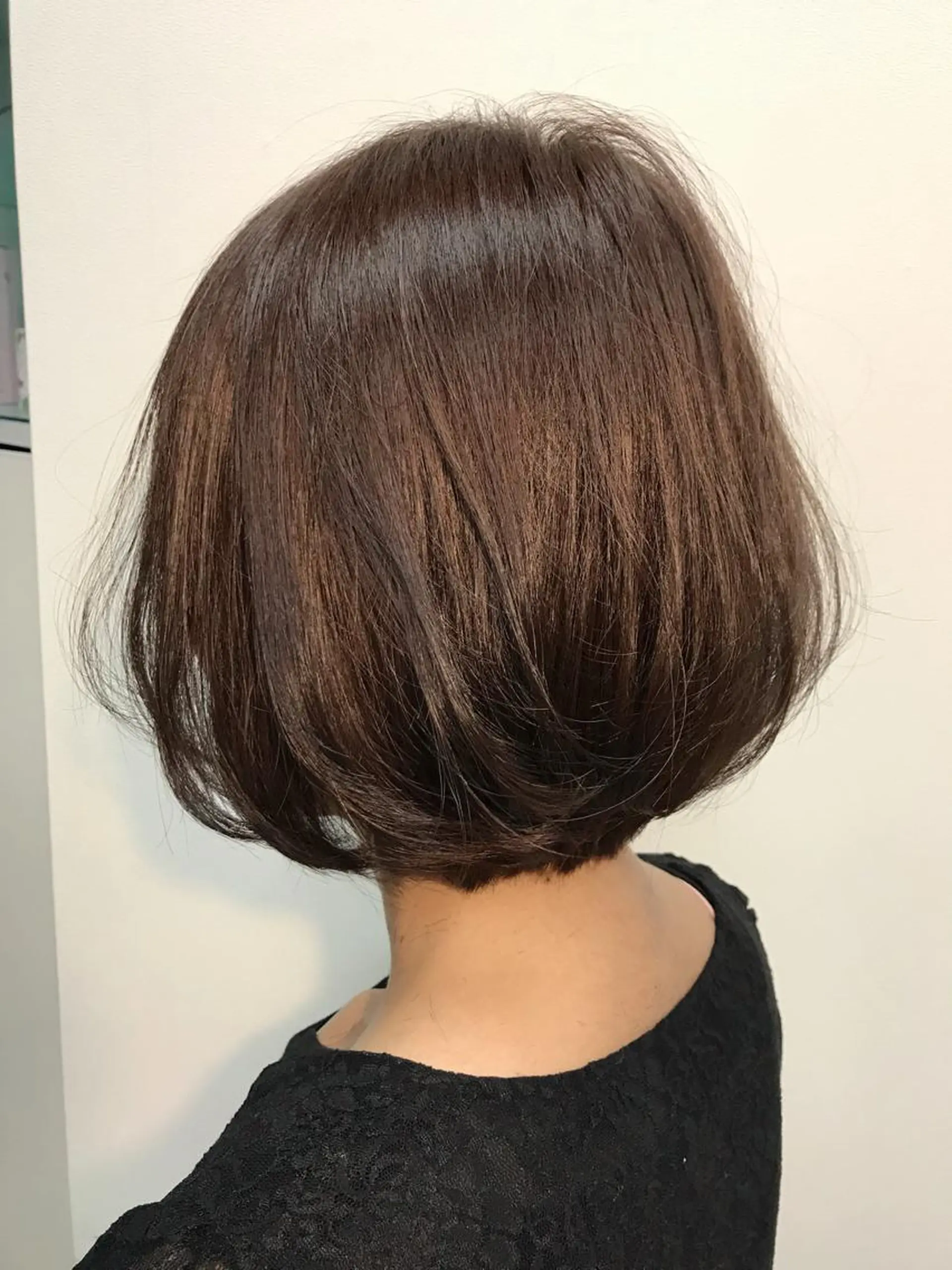 ショート カラー ベージュカラー ラベンダーカラー ラベンダーベージュ ボブ カット ヘアカラー トリートメント 田室 和幸のヘアスタイル