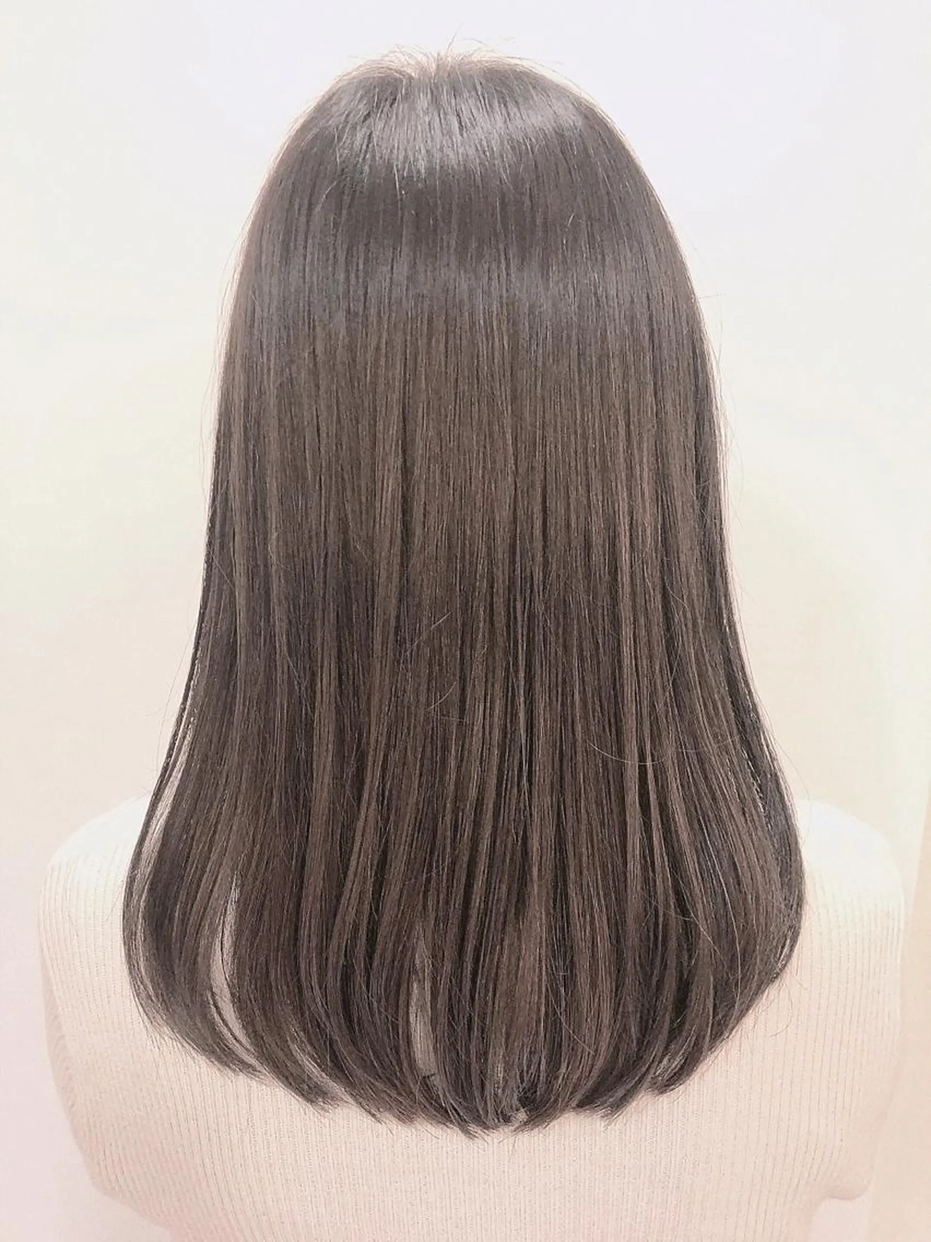 セミロング レイヤーカット 🤍高山 ほなみ🤍のヘアスタイル